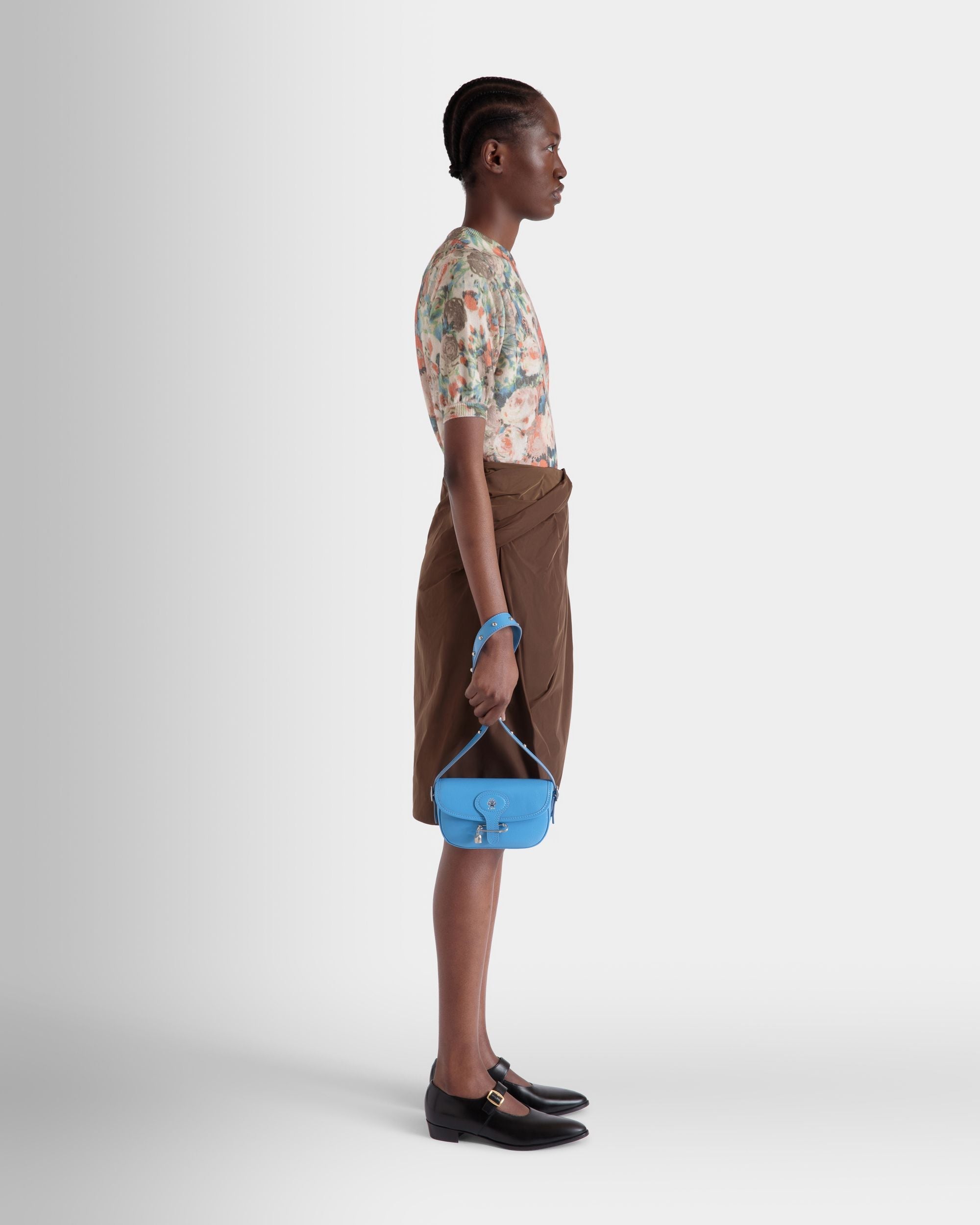 Bally Global - Beckett Minibag in Blue Leather With a Bally Pin - Blue