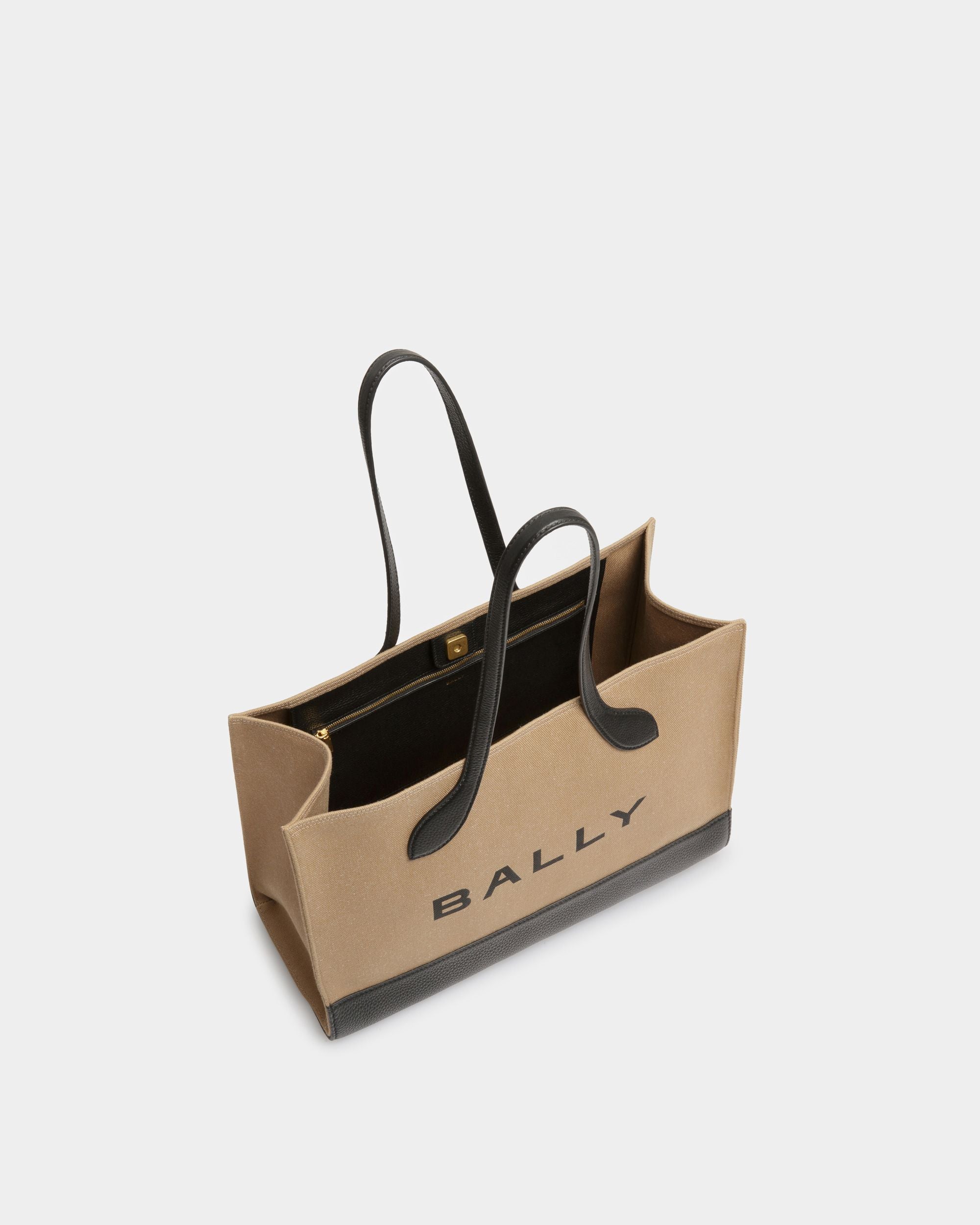 Bally Global - Bolso Tote Bar De Tela Color Arena Y Negro - Beige