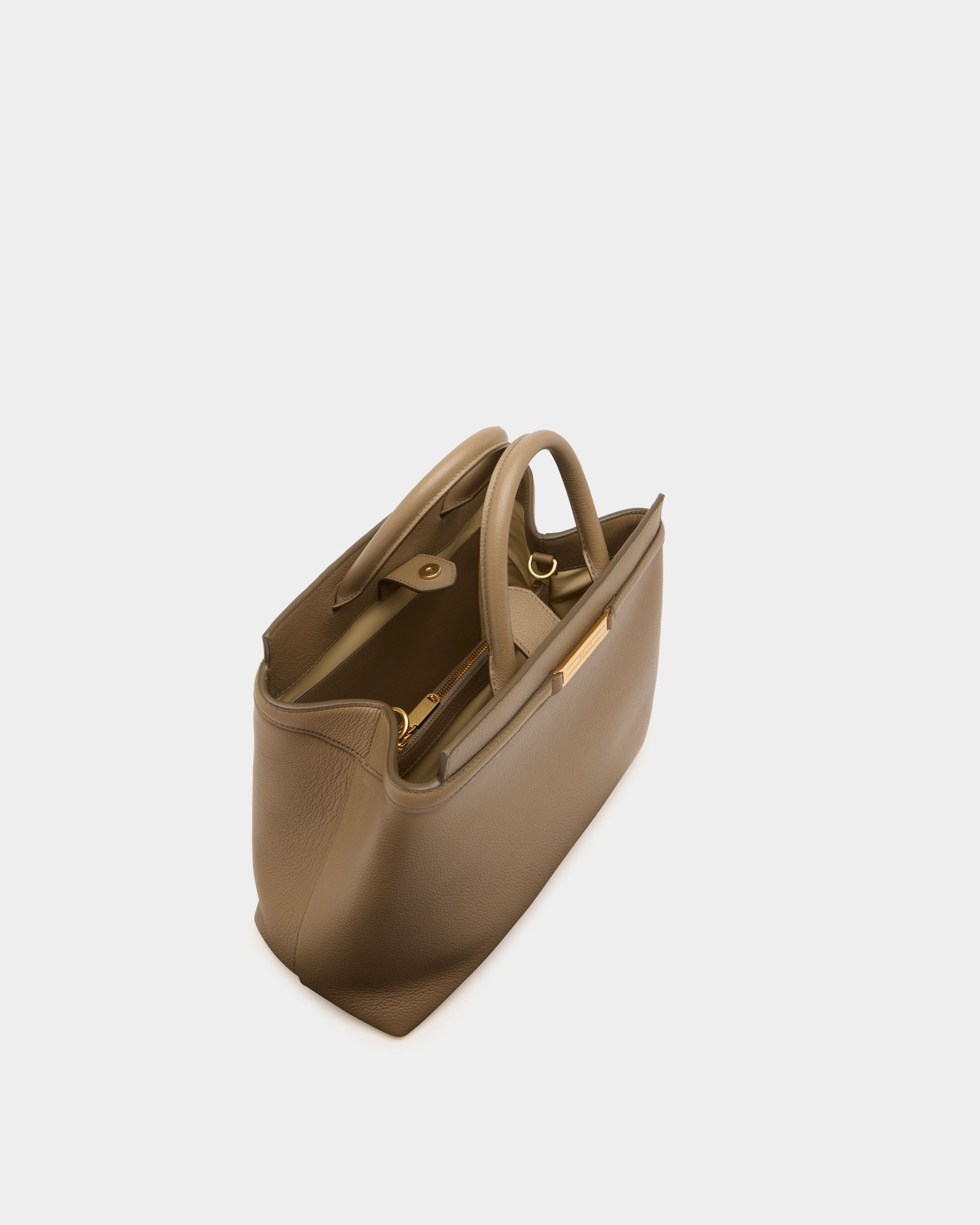 Bally Global - Deco Tote Bag in Taupe Grained Leather - Brown