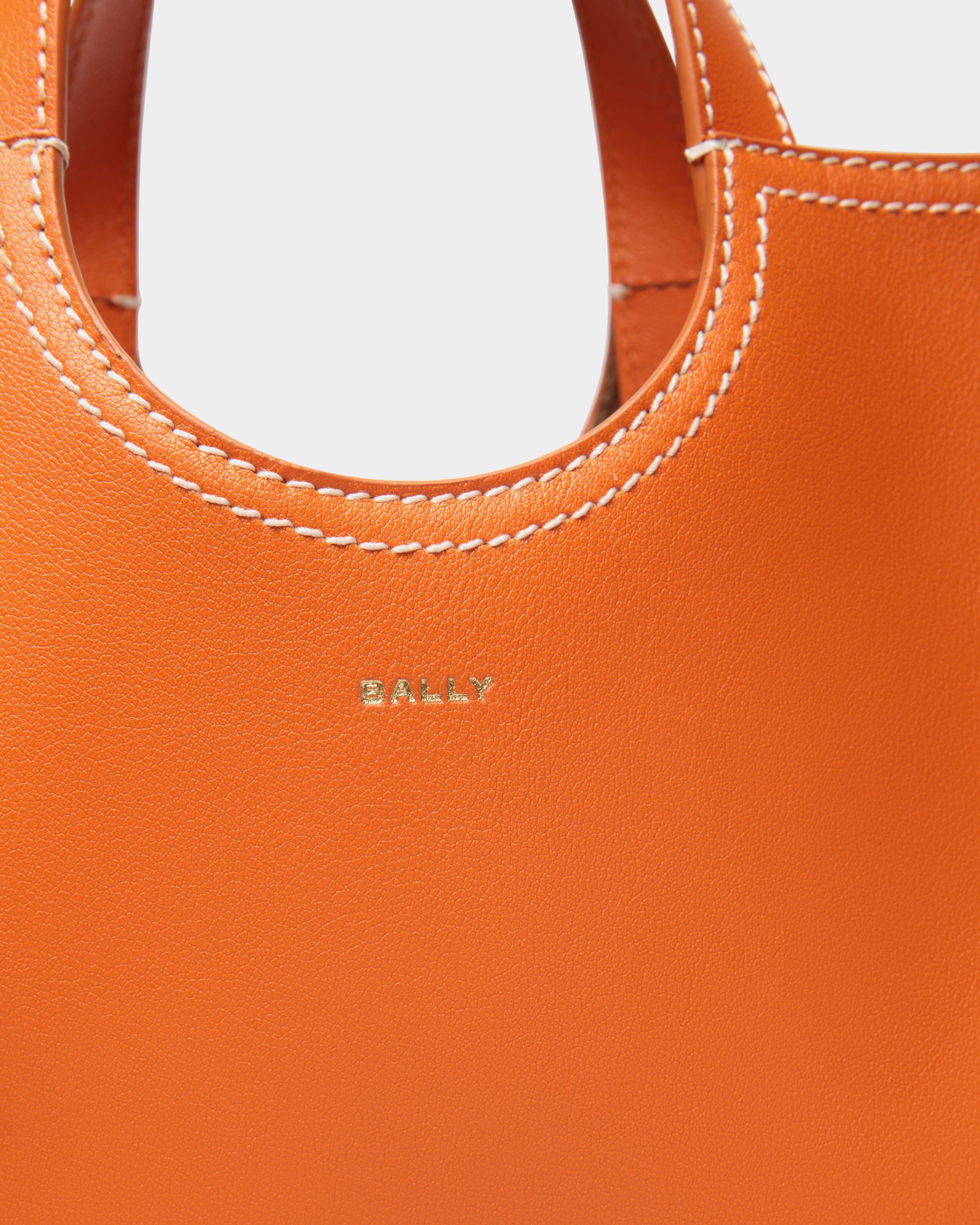 Bally Global - Easy Bally Tote Bag in Koi Orange Leather - Orange