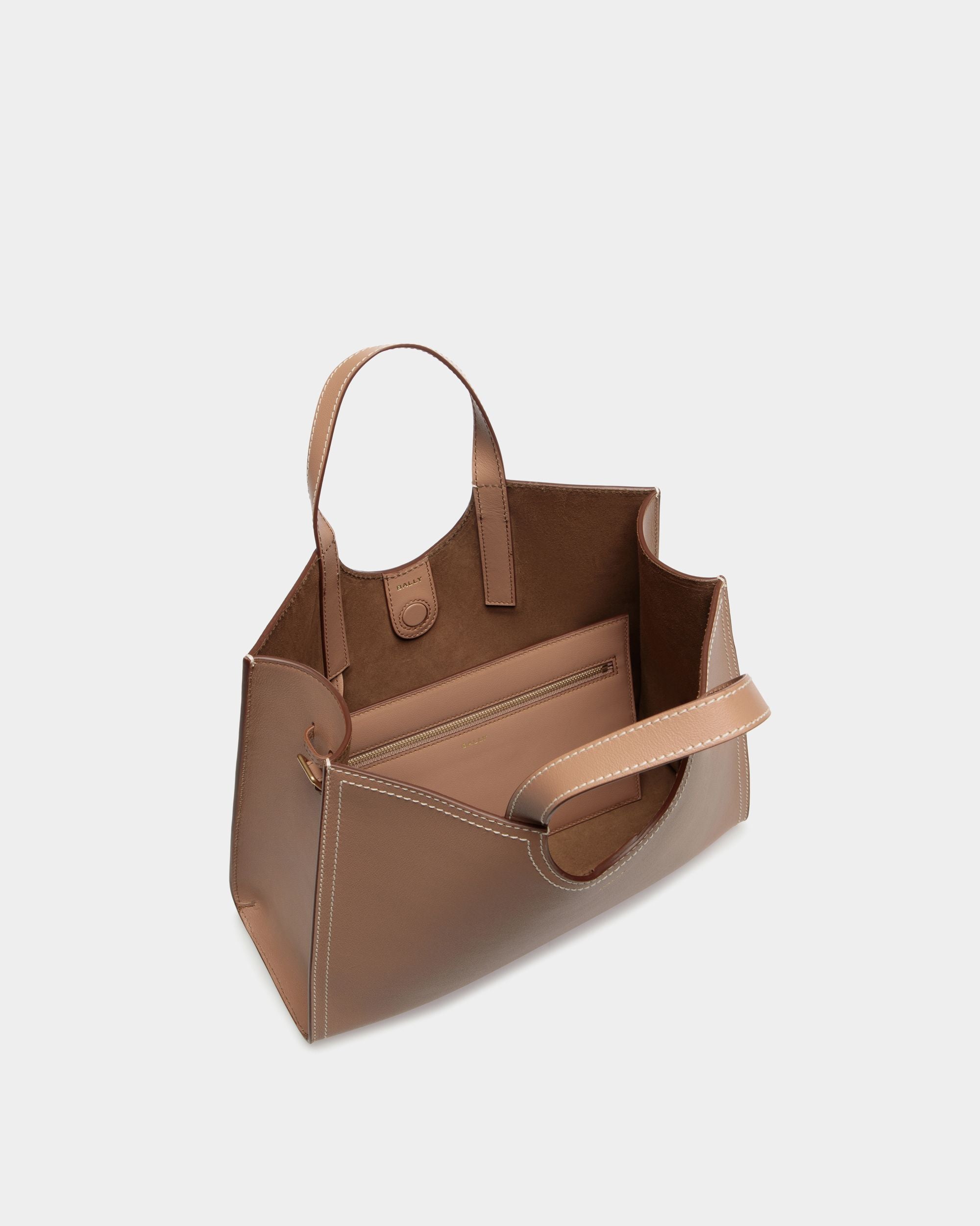Bally Global - Easy Bally Tote Bag in Praline Beige Leather - Beige