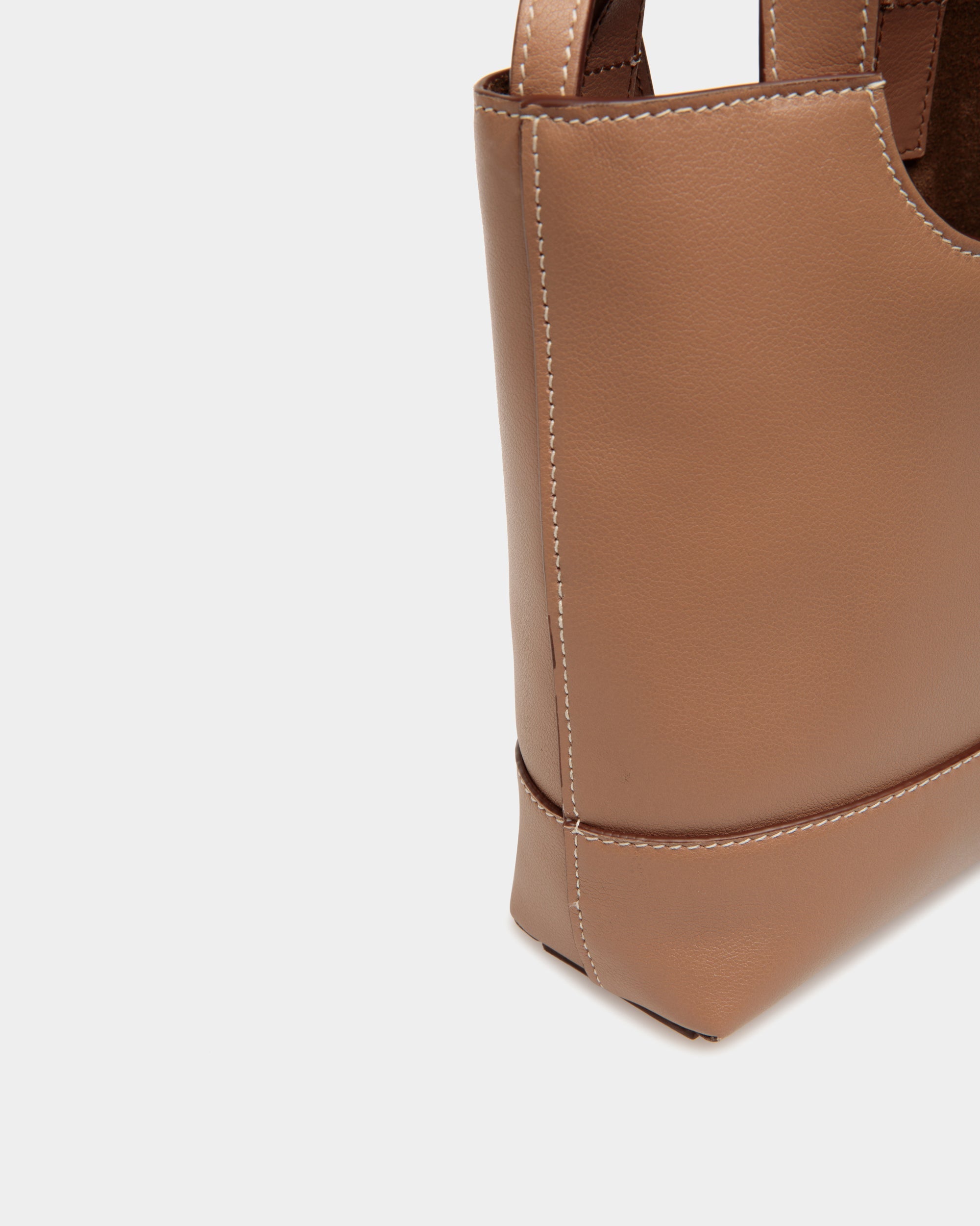 Bally Global - Petit Sac Cabas Easy Bally En Cuir Praline Beige - Beige