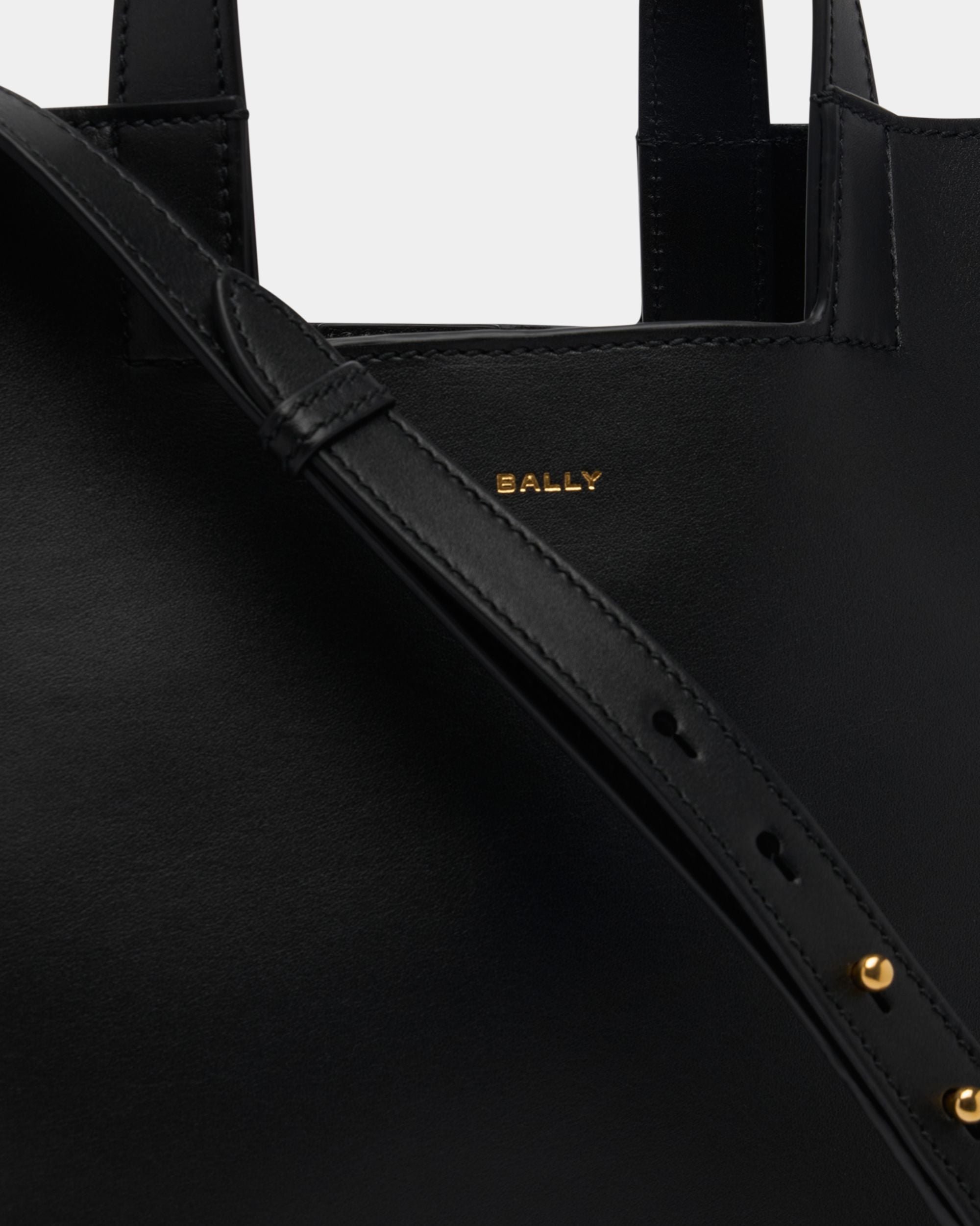 Bally Global - Easy Bally Tote Bag in Black Leather - Black