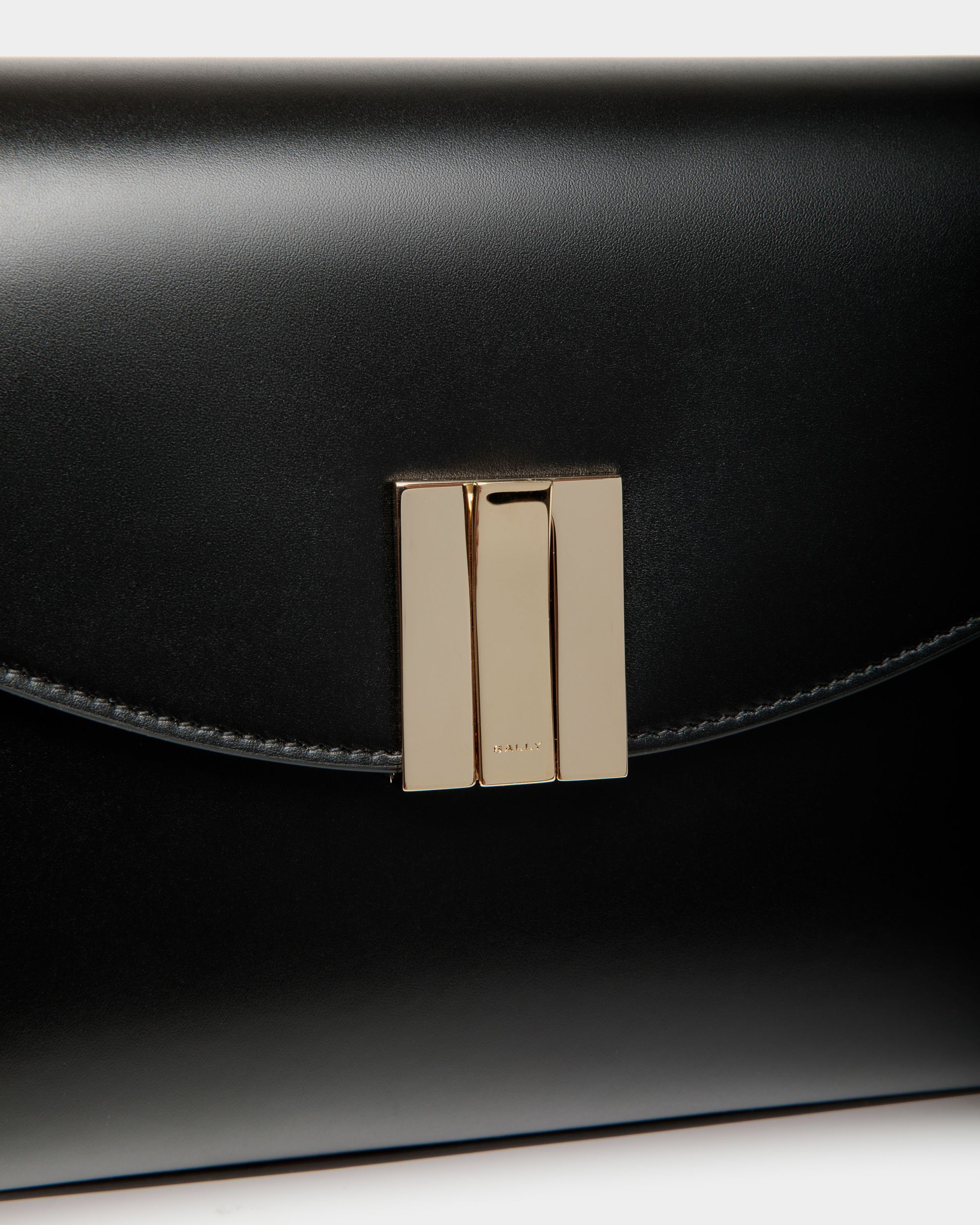 Bally Global - Bolso De Mano Pequeño Ollam De Piel Negra - Negro