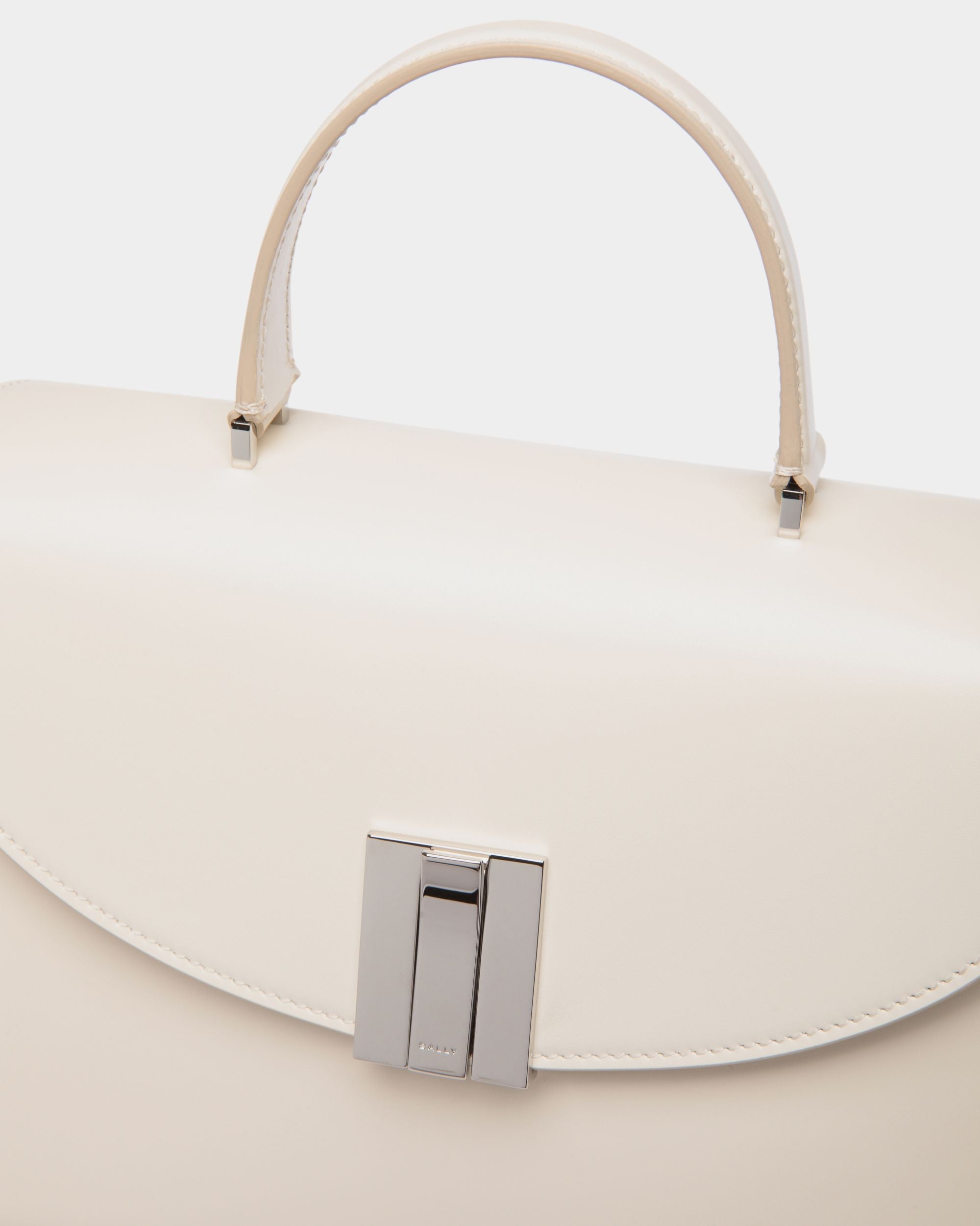 Bally Global - Ollam Top Handle Bag in White Leather - White