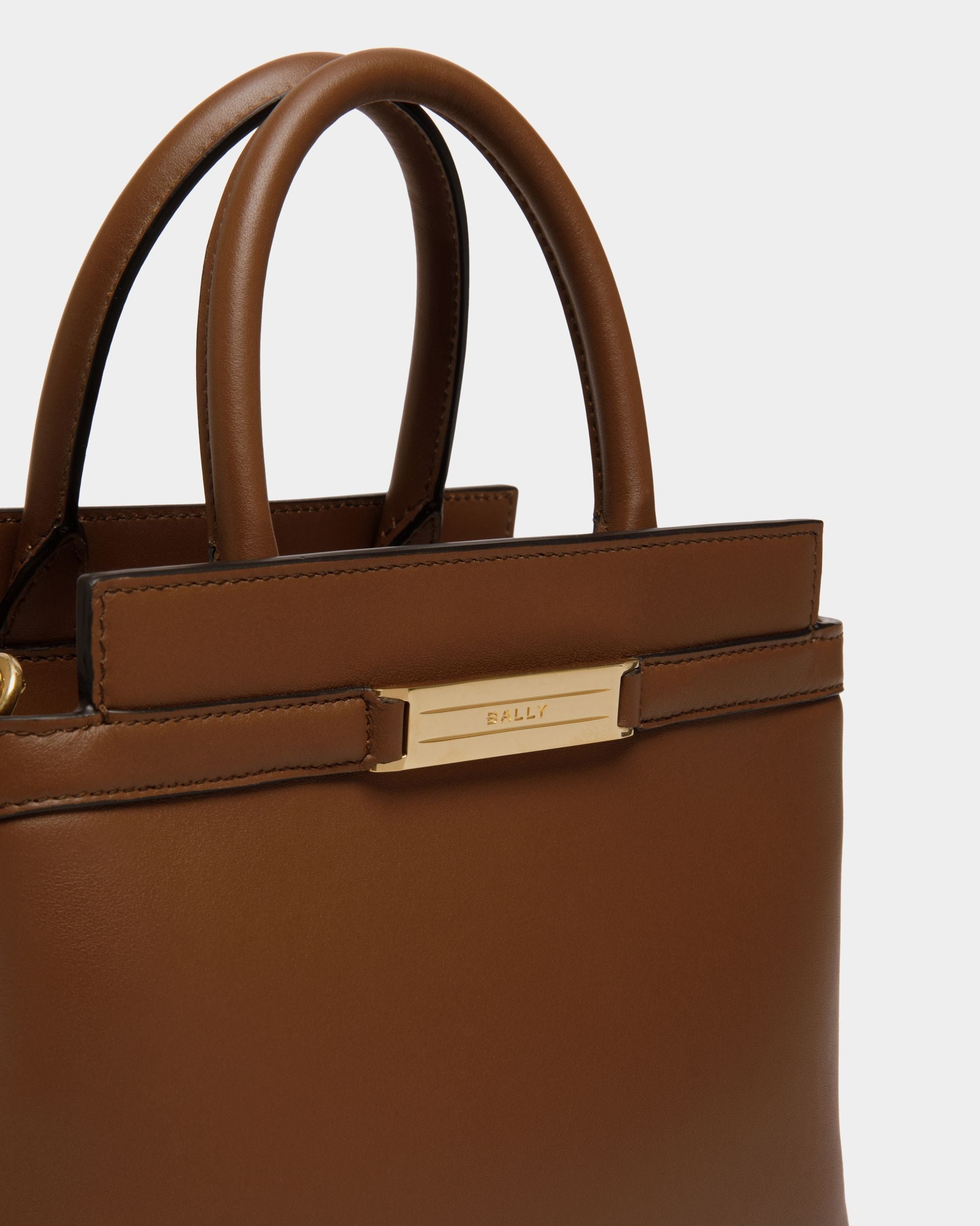 Bally Global - Petit Sac Tote Deco En Cuir Marron - Marron