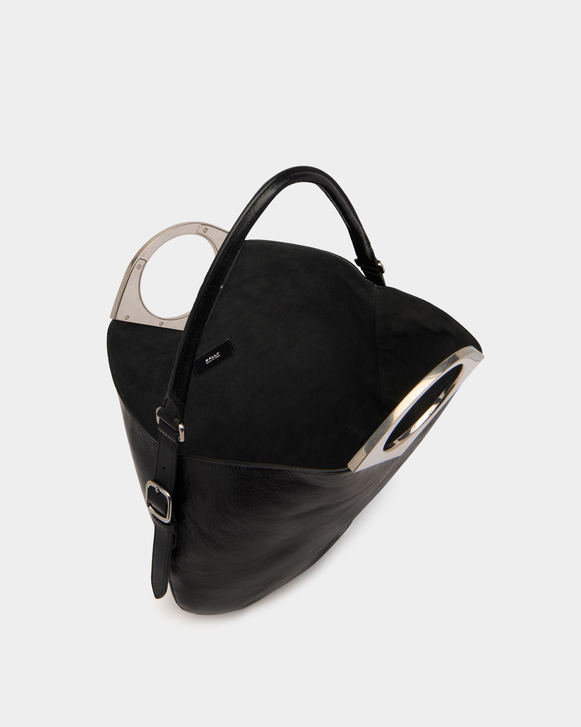 Bally Global - Anni Shoulder Bag in Black Leather - Black