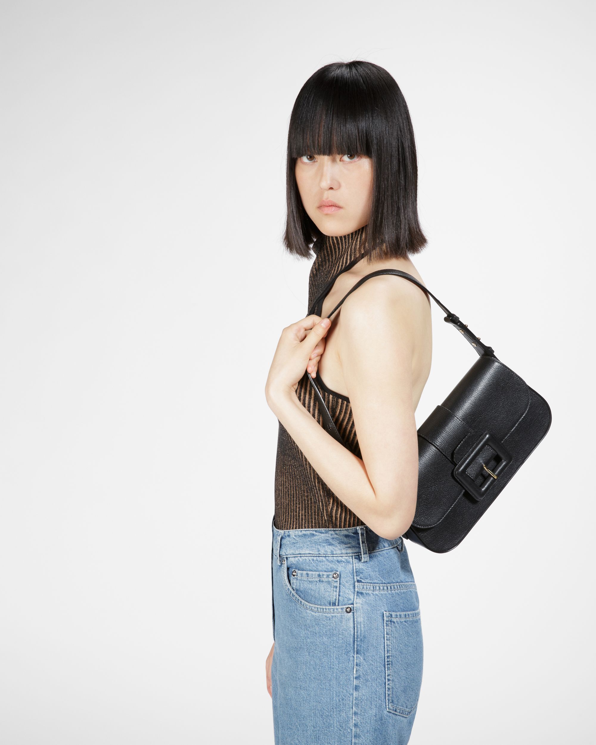 Bally Global - Jadha Leather Shoulder Bag In Black - Black