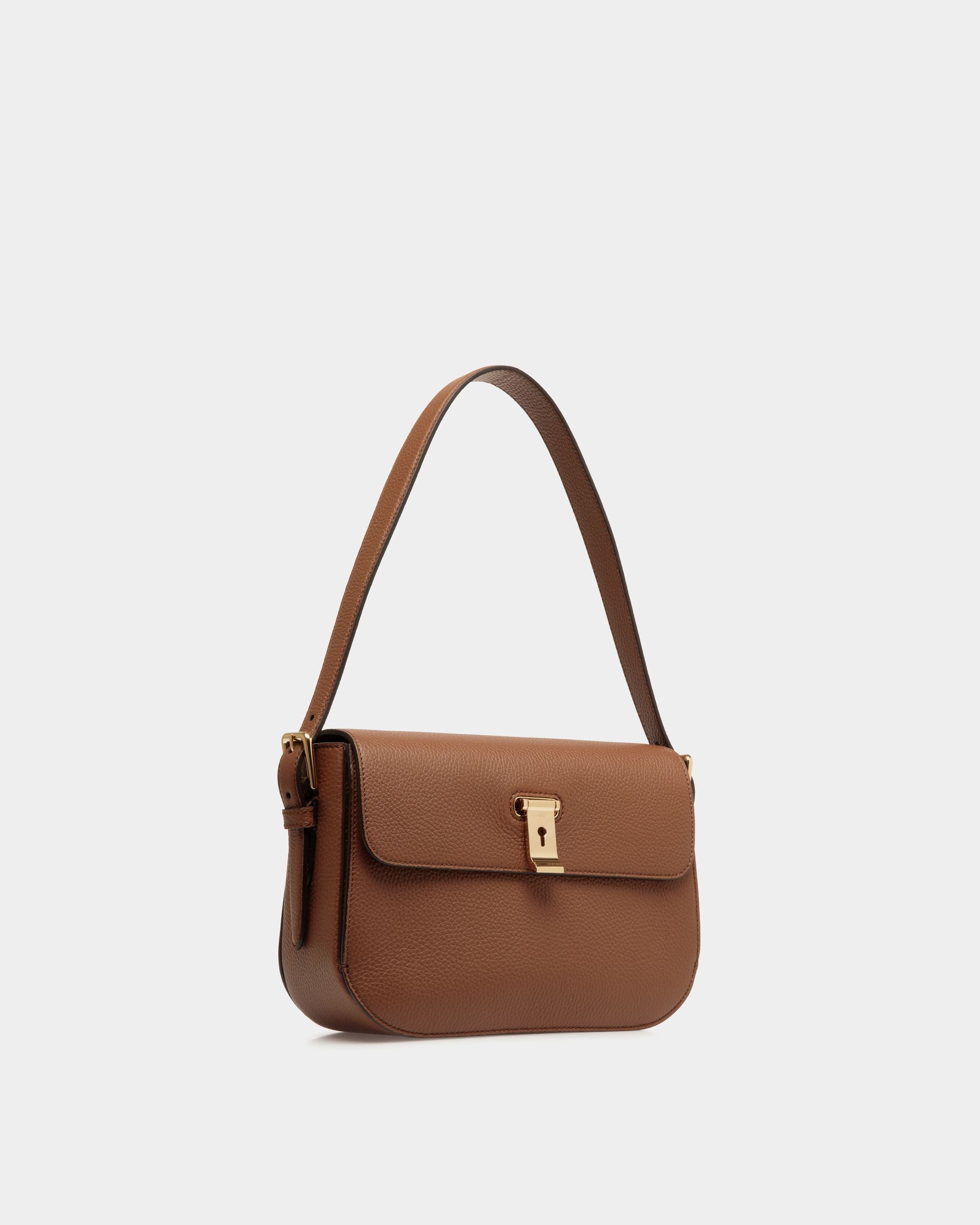 Bally Global - Bolso De Hombro Lock Me De Piel Granulada Marrón - Marrón