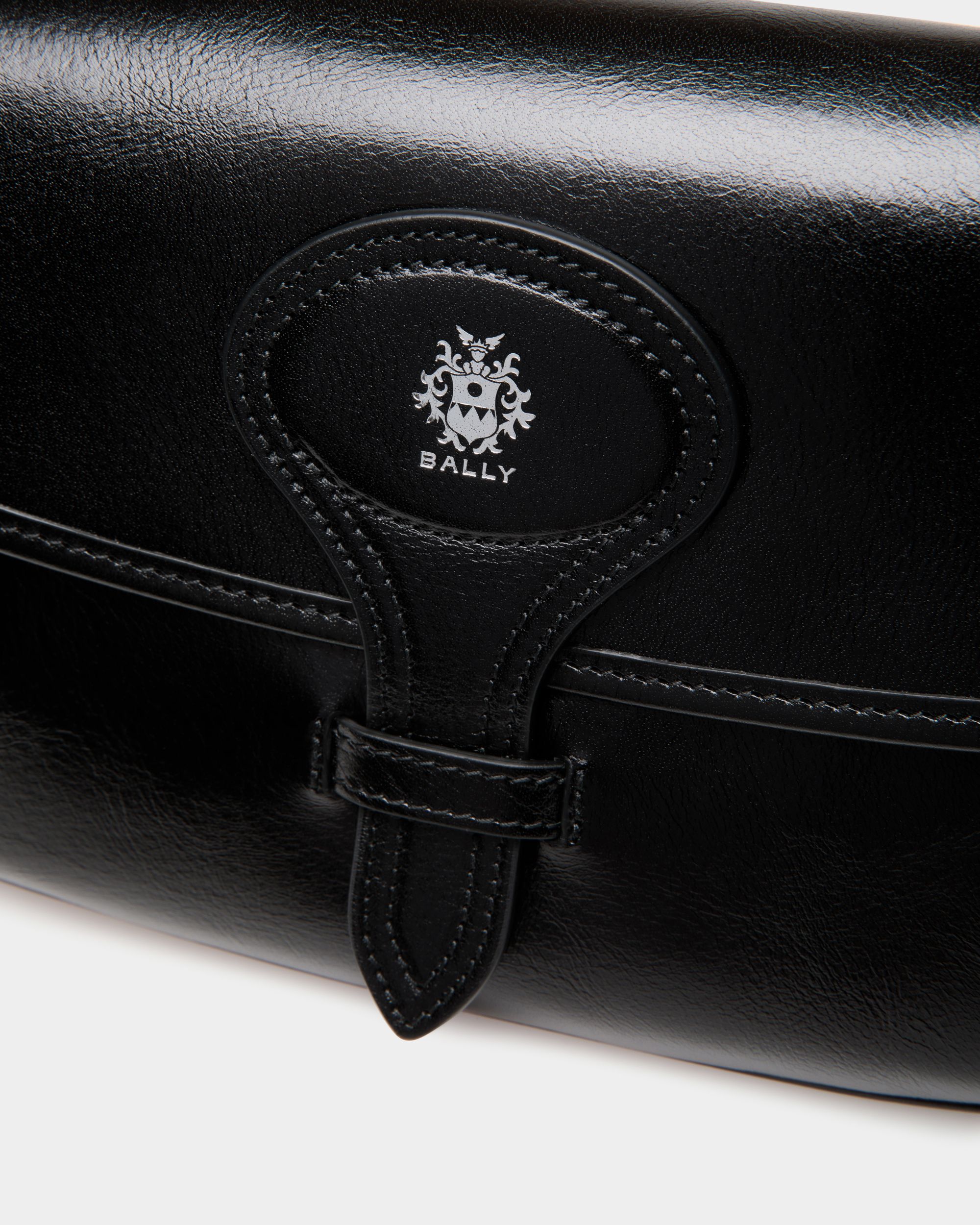 Bally Global - Sac À Bandoulière Beckett En Cuir Noir - Noir