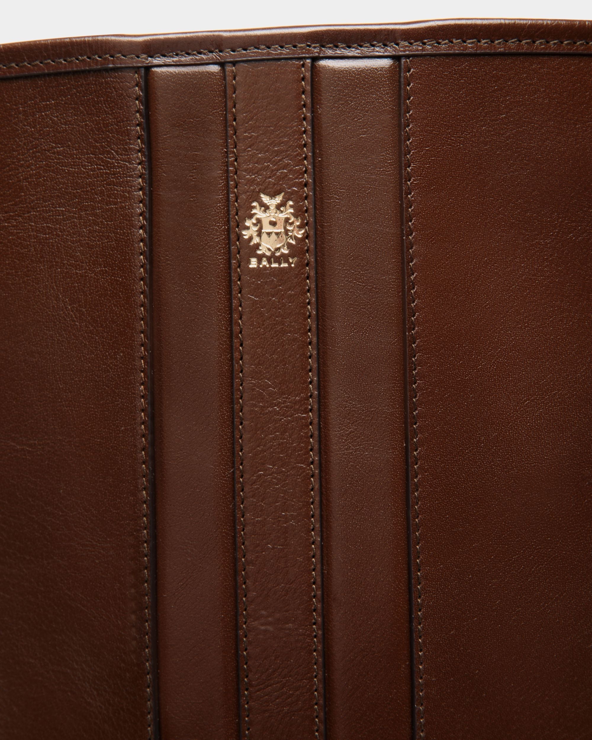 Bally Global - Sac Seau Beckett En Cuir Marron Glacé - Marron
