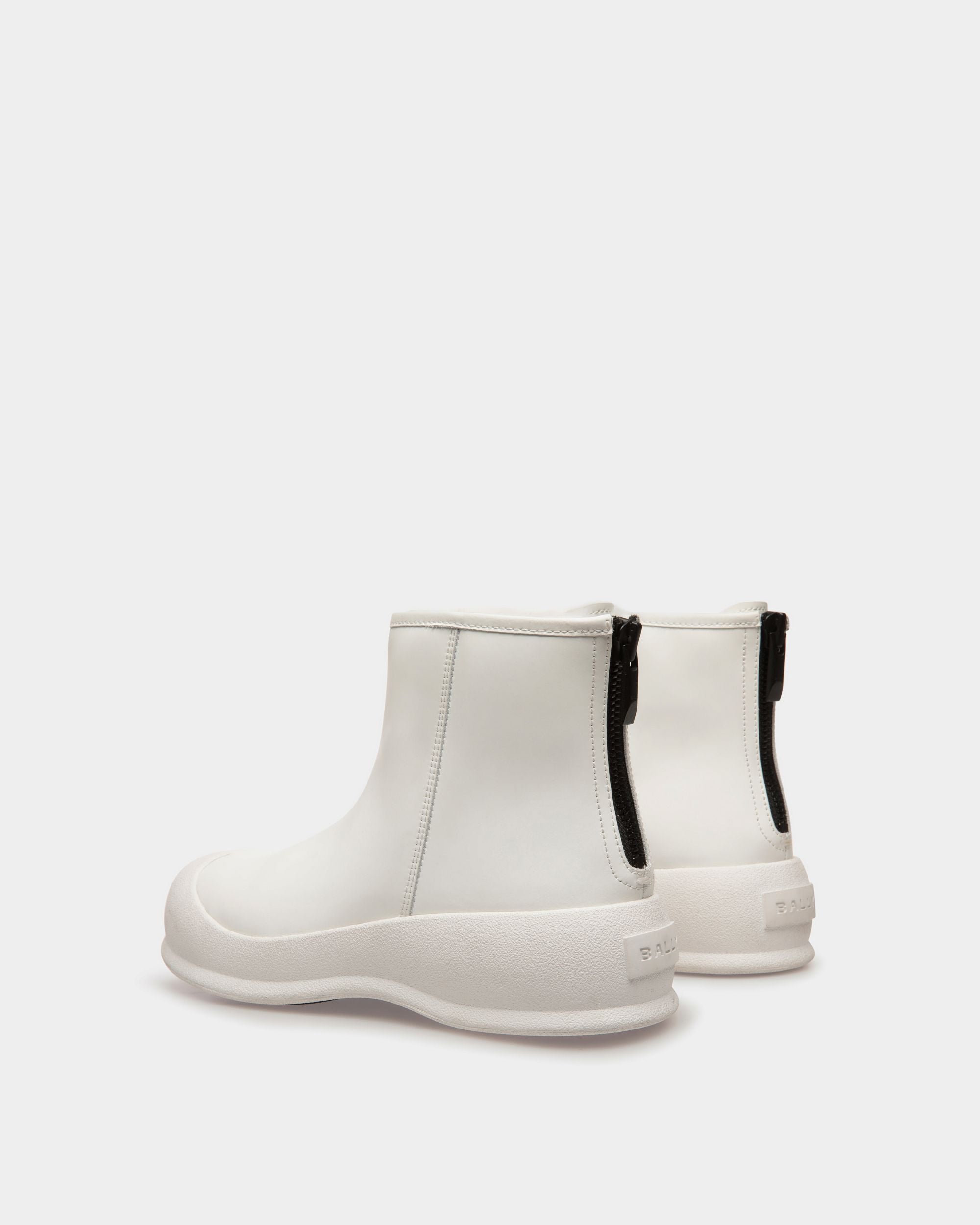 Bally Global - Botas Frei De Piel Laminada De Goma Blanca - Blanco