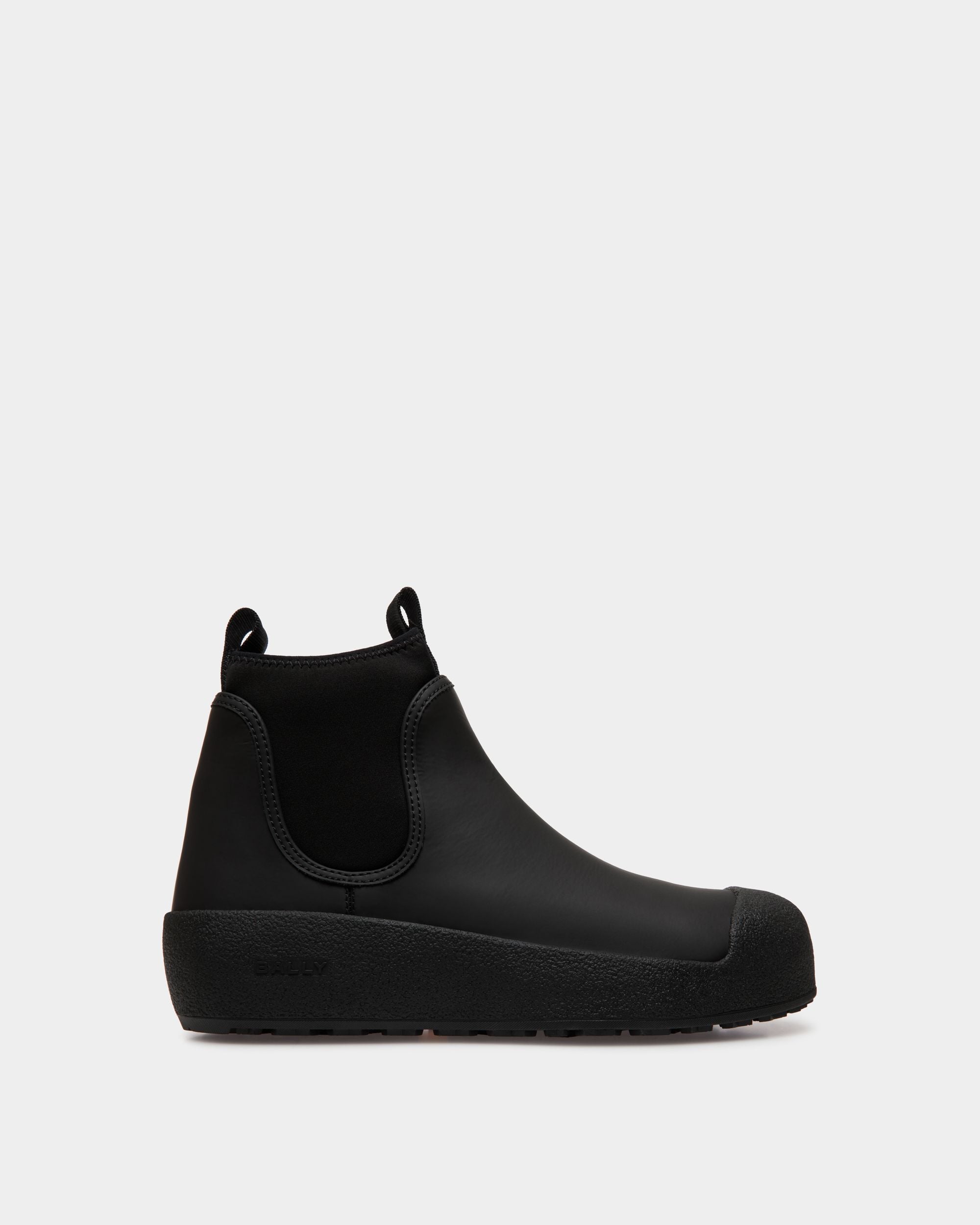 Bally Global - Botín Bally Curling De Piel Engomada Negra Para Mujer - Negro