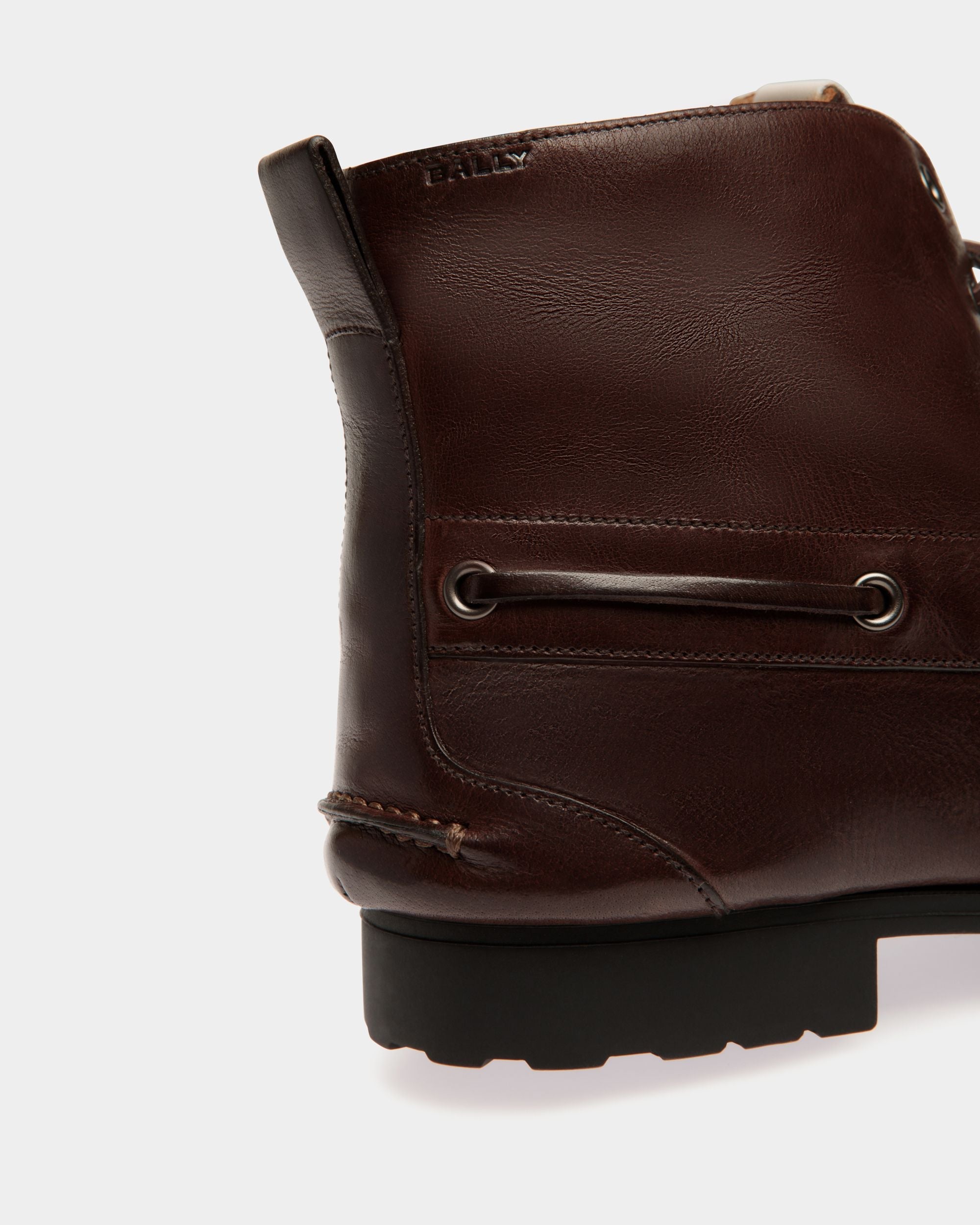 Bally Global - Botín De La Cápsula Winter De Piel Ébano - Marrón