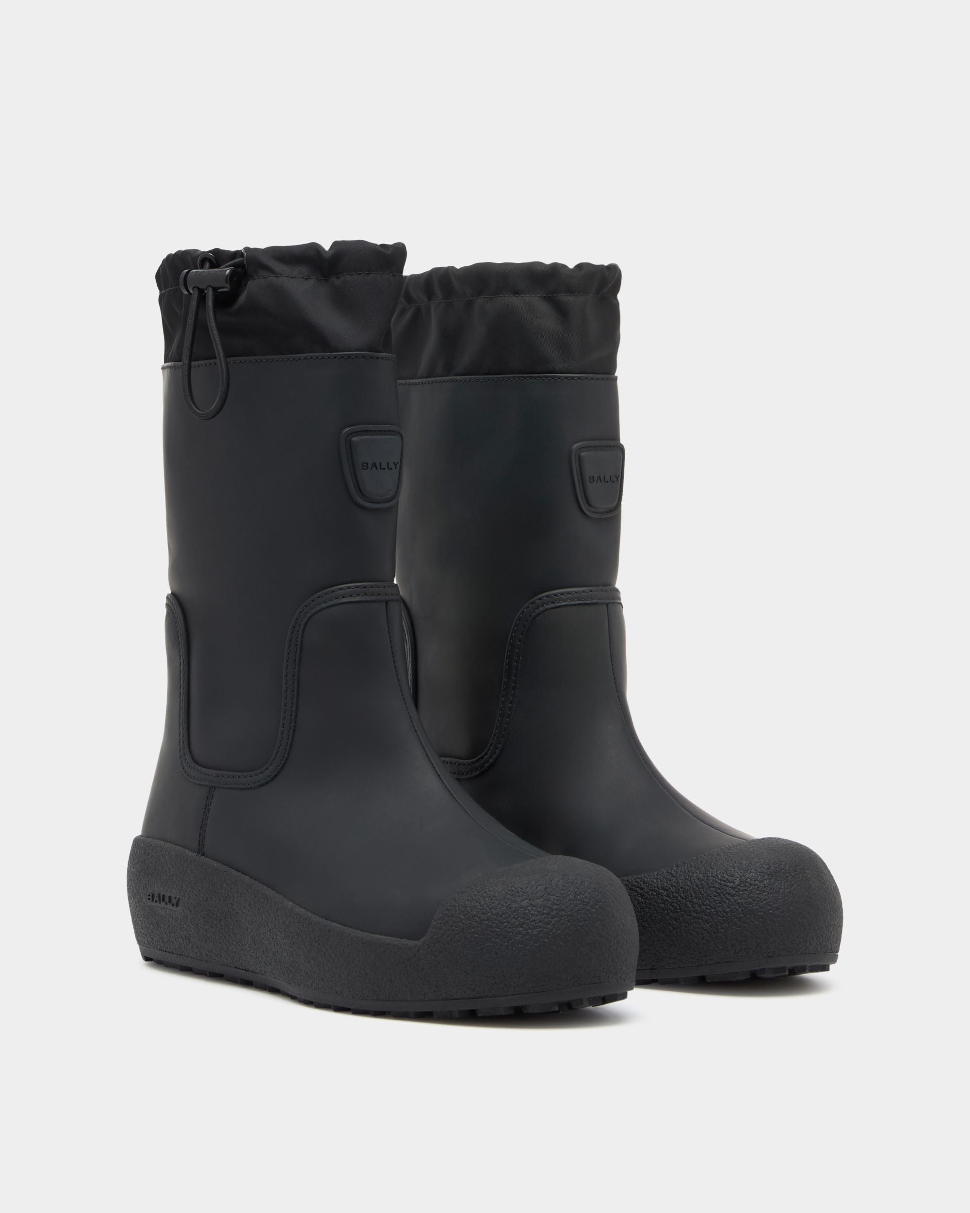 Bally Global - Bally Curling Boot in Black Leather - Black