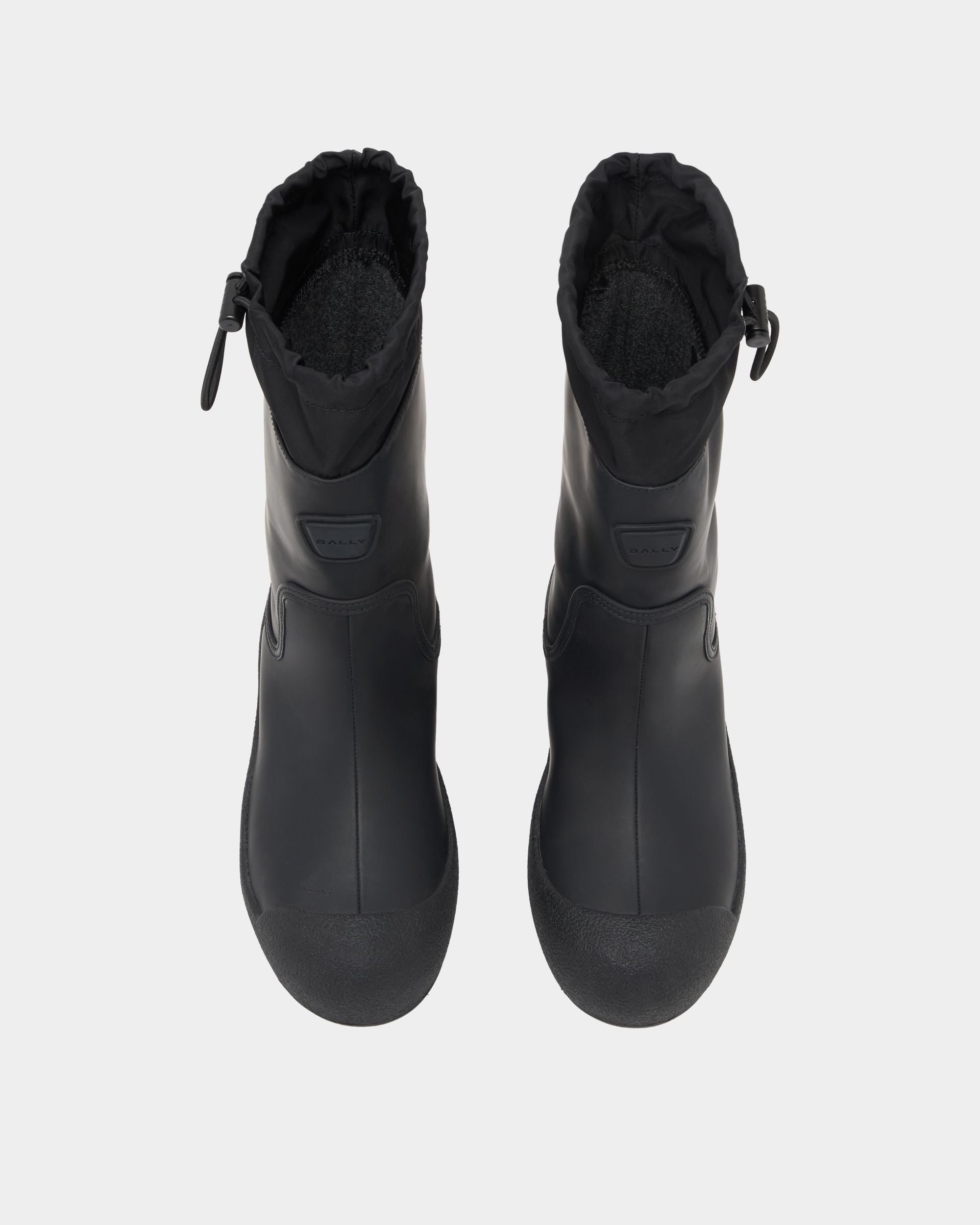 Bally Global - Bally Curling Boot in Black Leather - Black