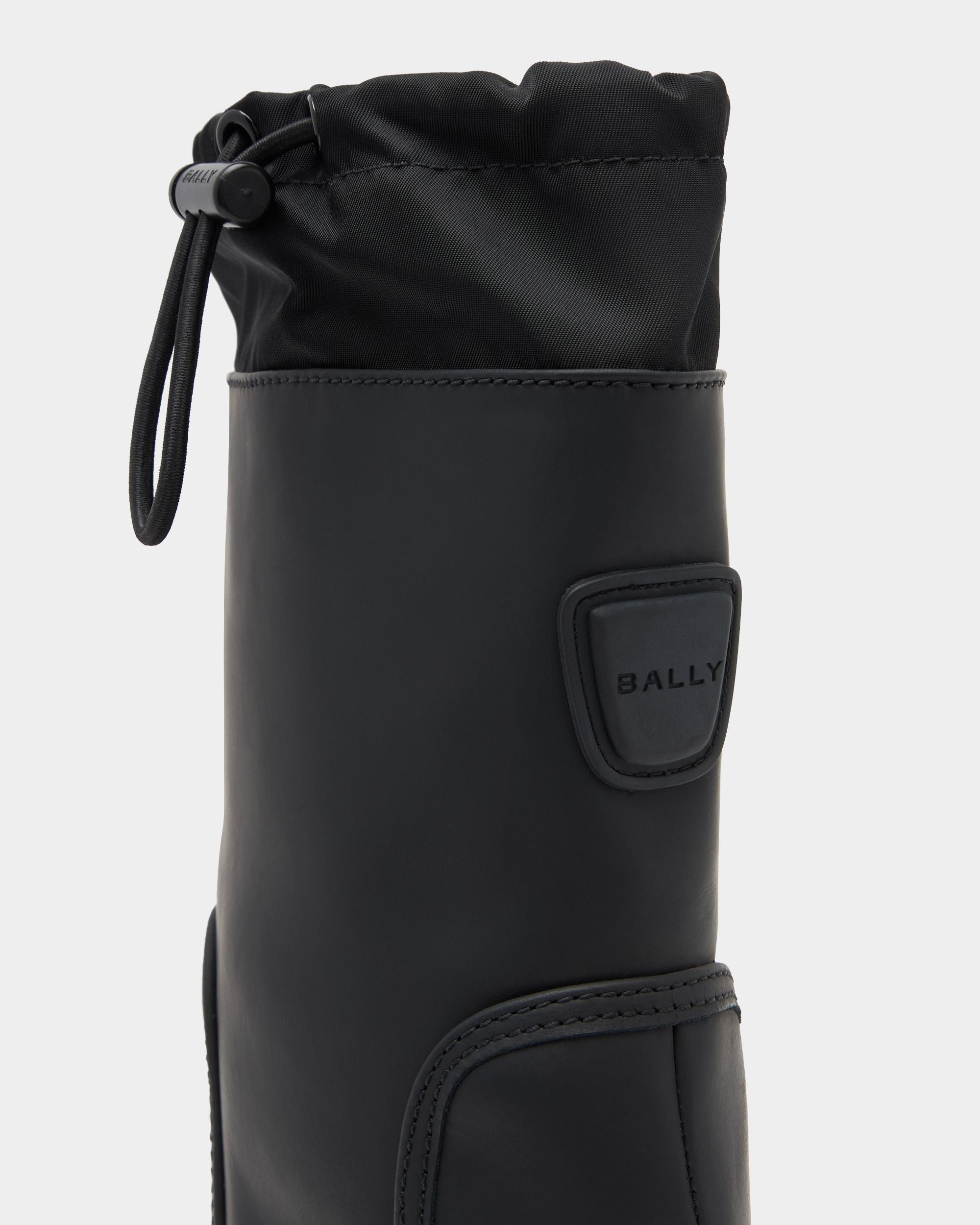 Bally Global - Bally Curling Boot in Black Leather - Black