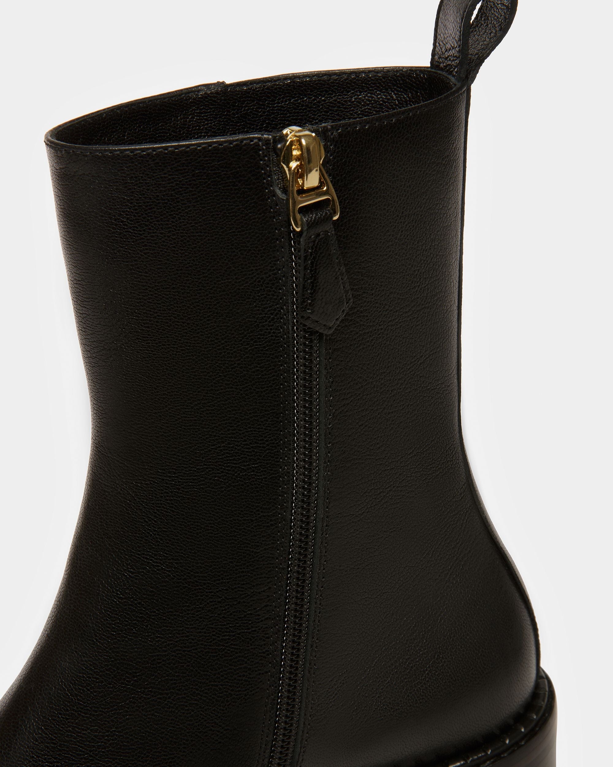 Bally Global - Austine Leather Boots In Black - Negro