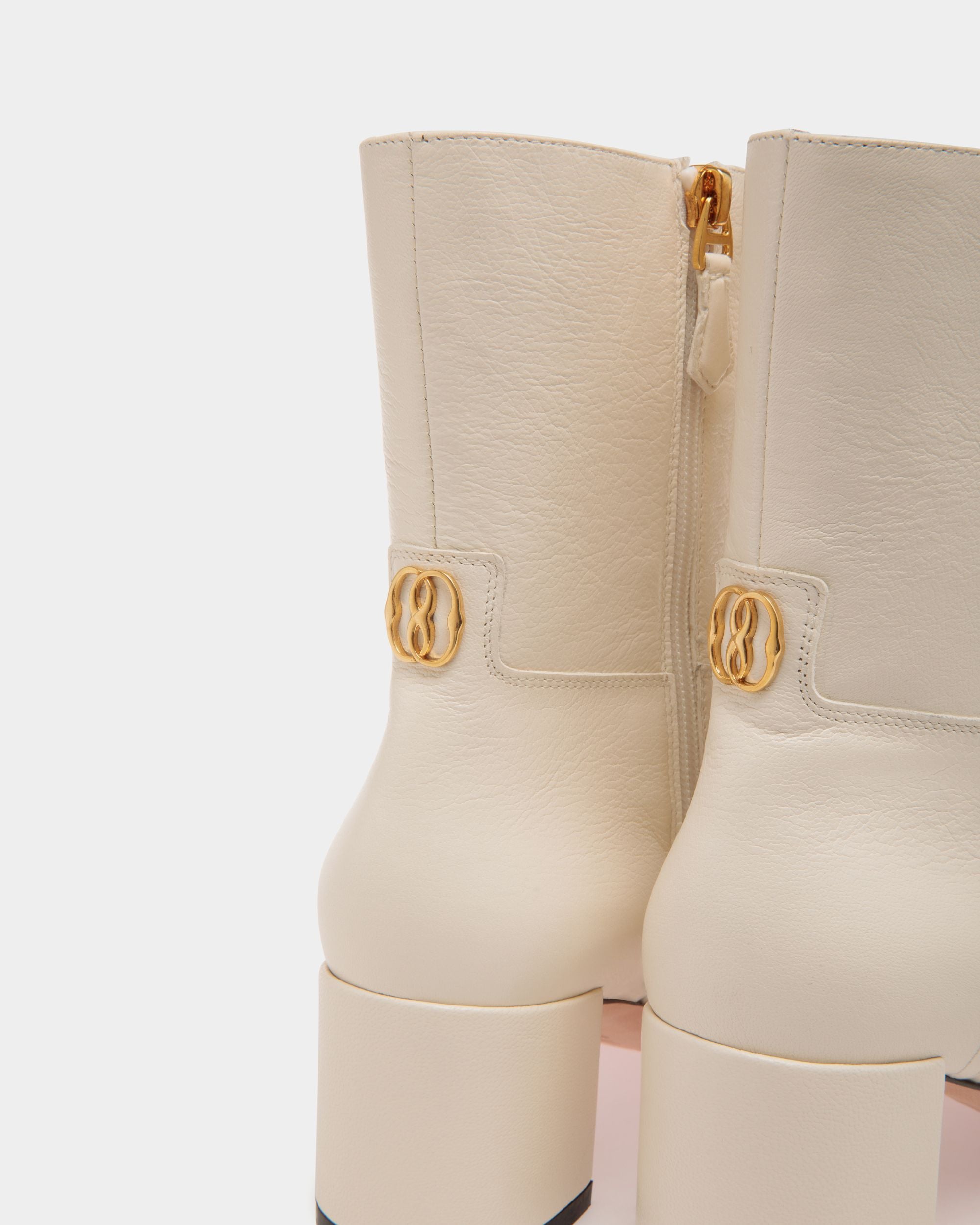 Bally Global - Bootie In White Leather - White