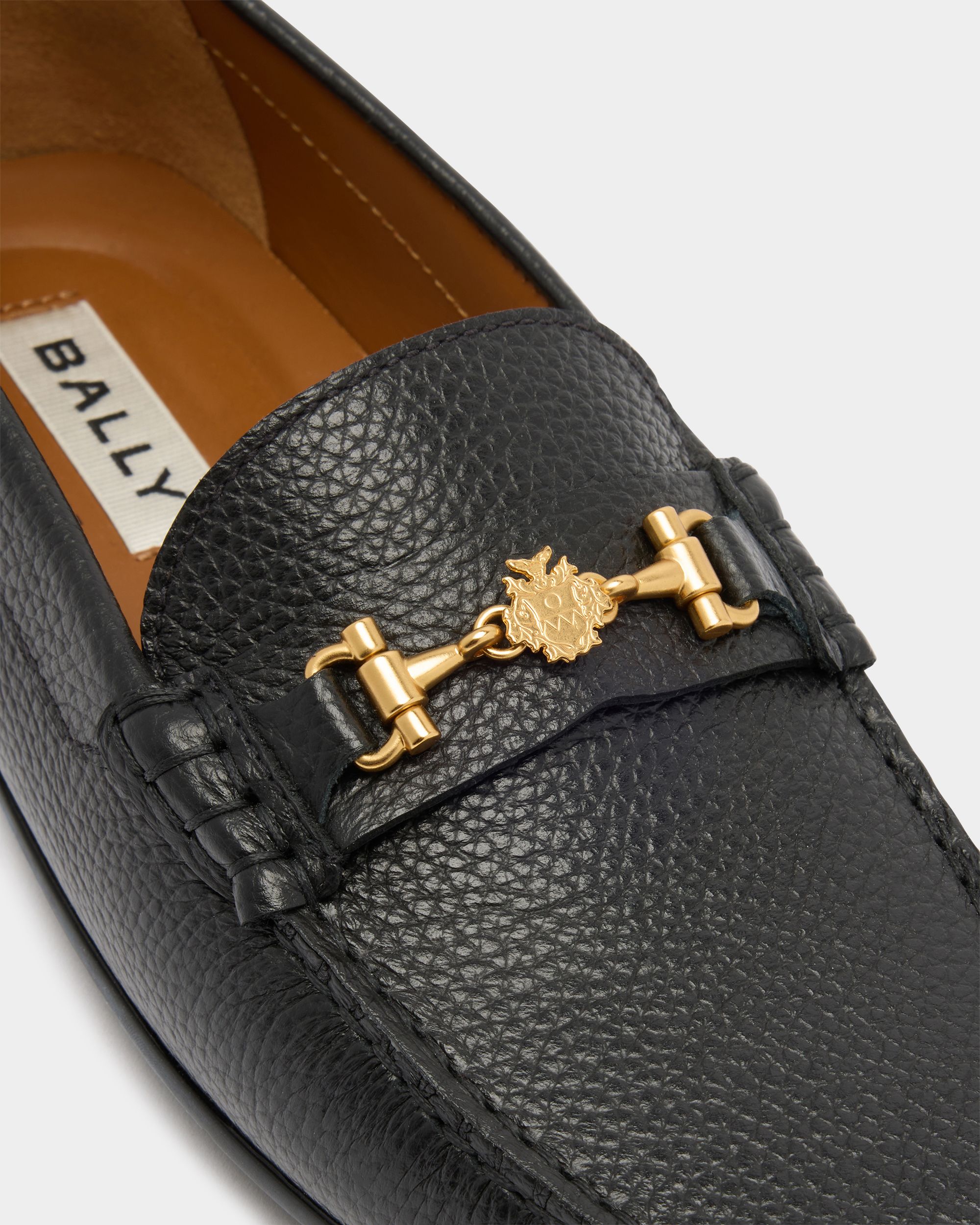 Bally Global - Clay Driver in Black Grained Leather - Black