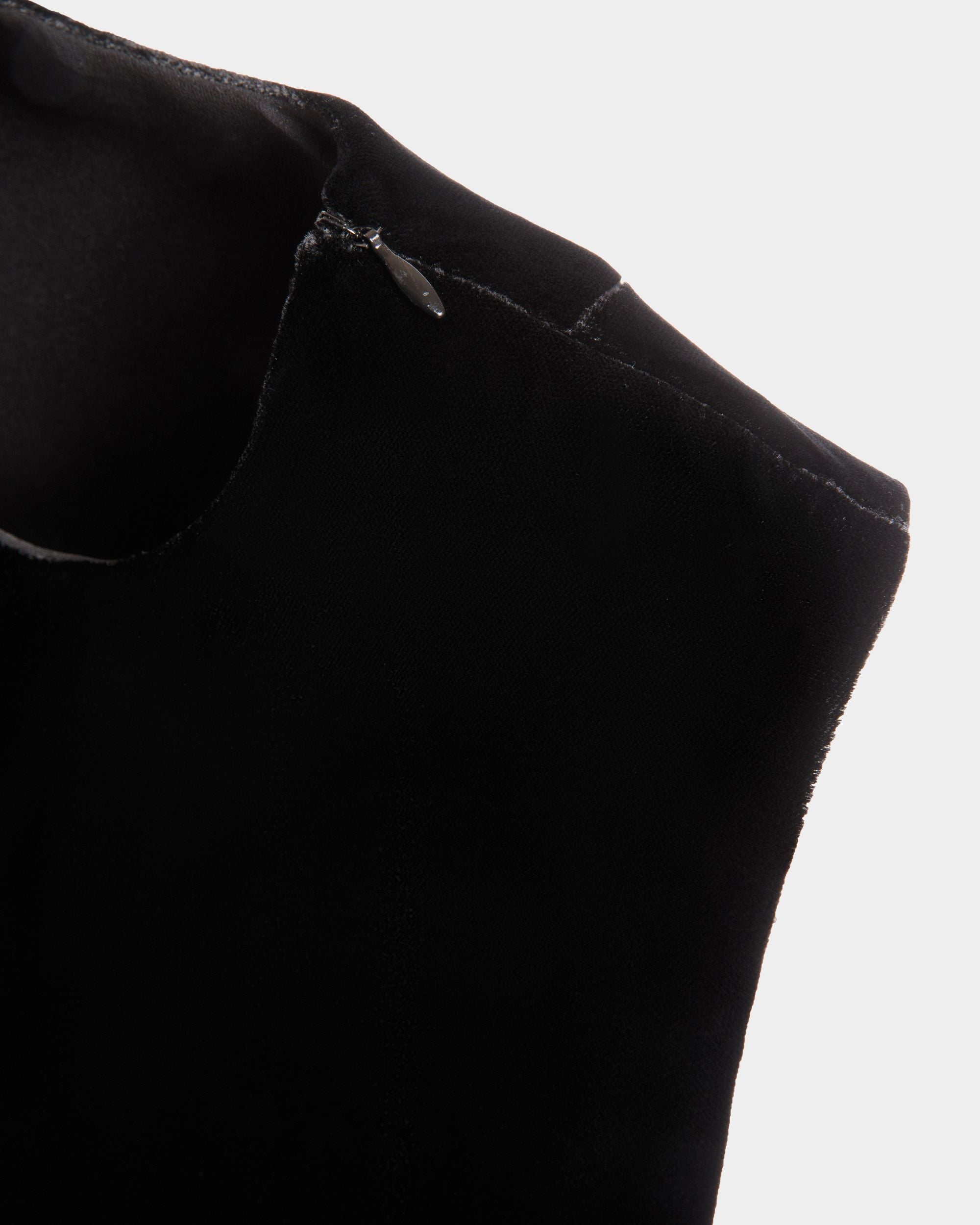 Bally Global - Robe Sans Manches Effet Velours Noir - Noir