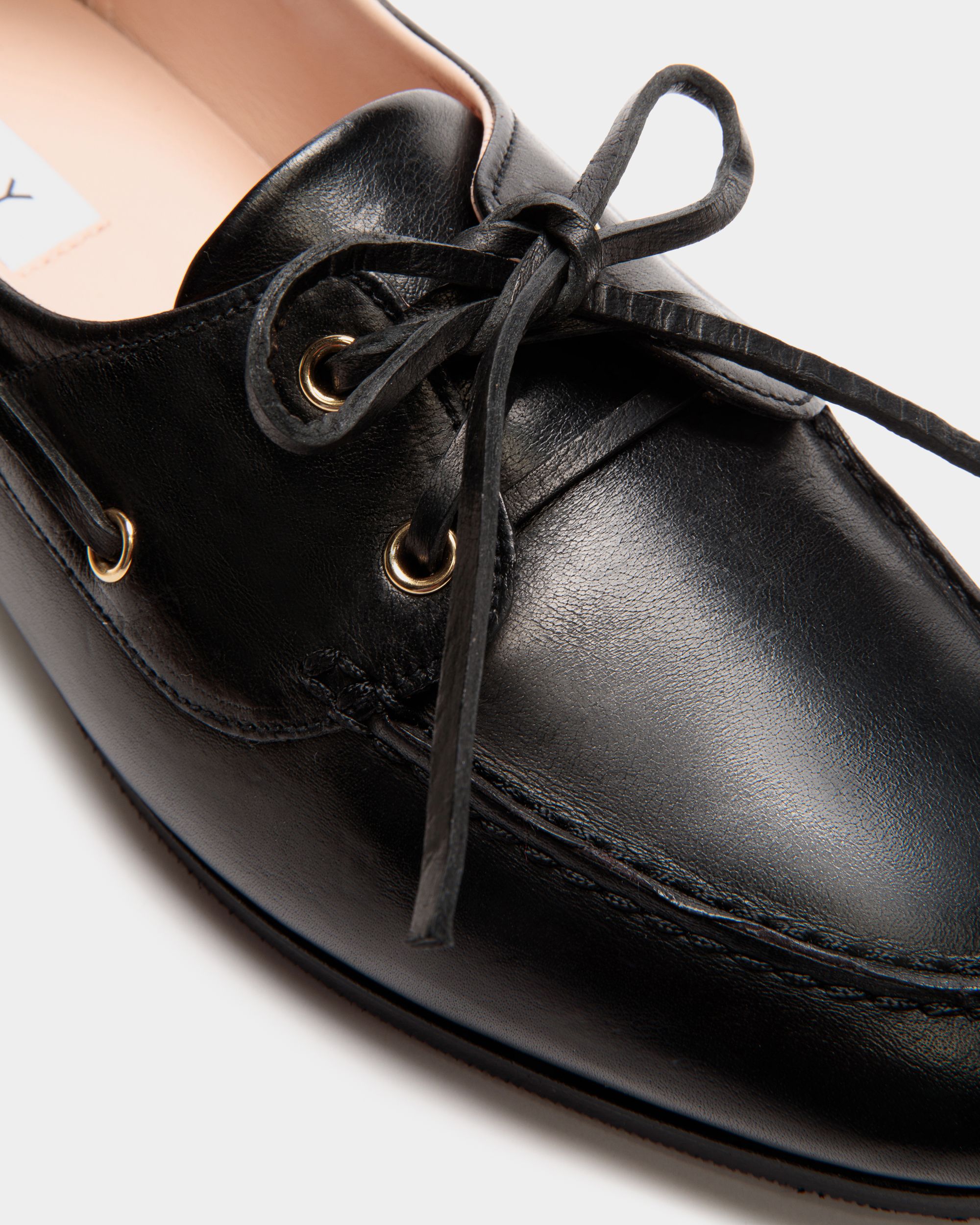Bally Global - Mocasín Plume En Cuero Negro - Negro