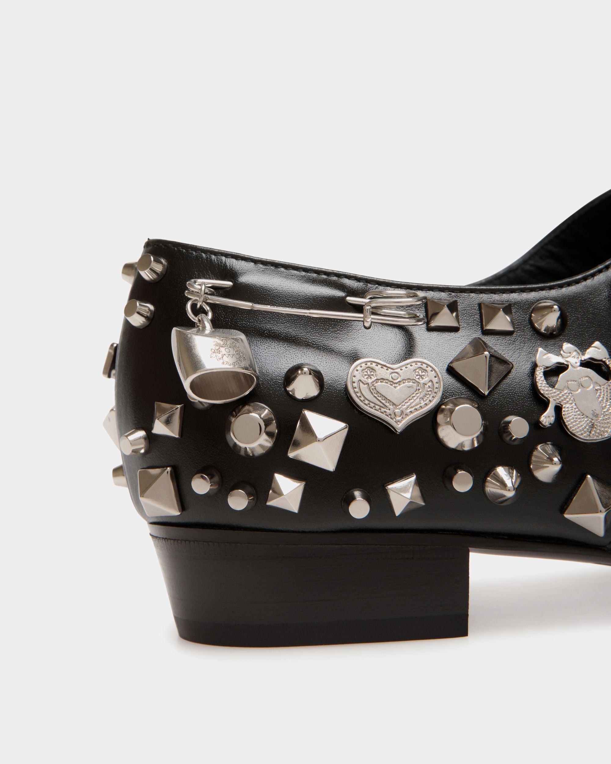 Bally Global - Glendale Mary-Jane In Black Leather with Studs - Noir