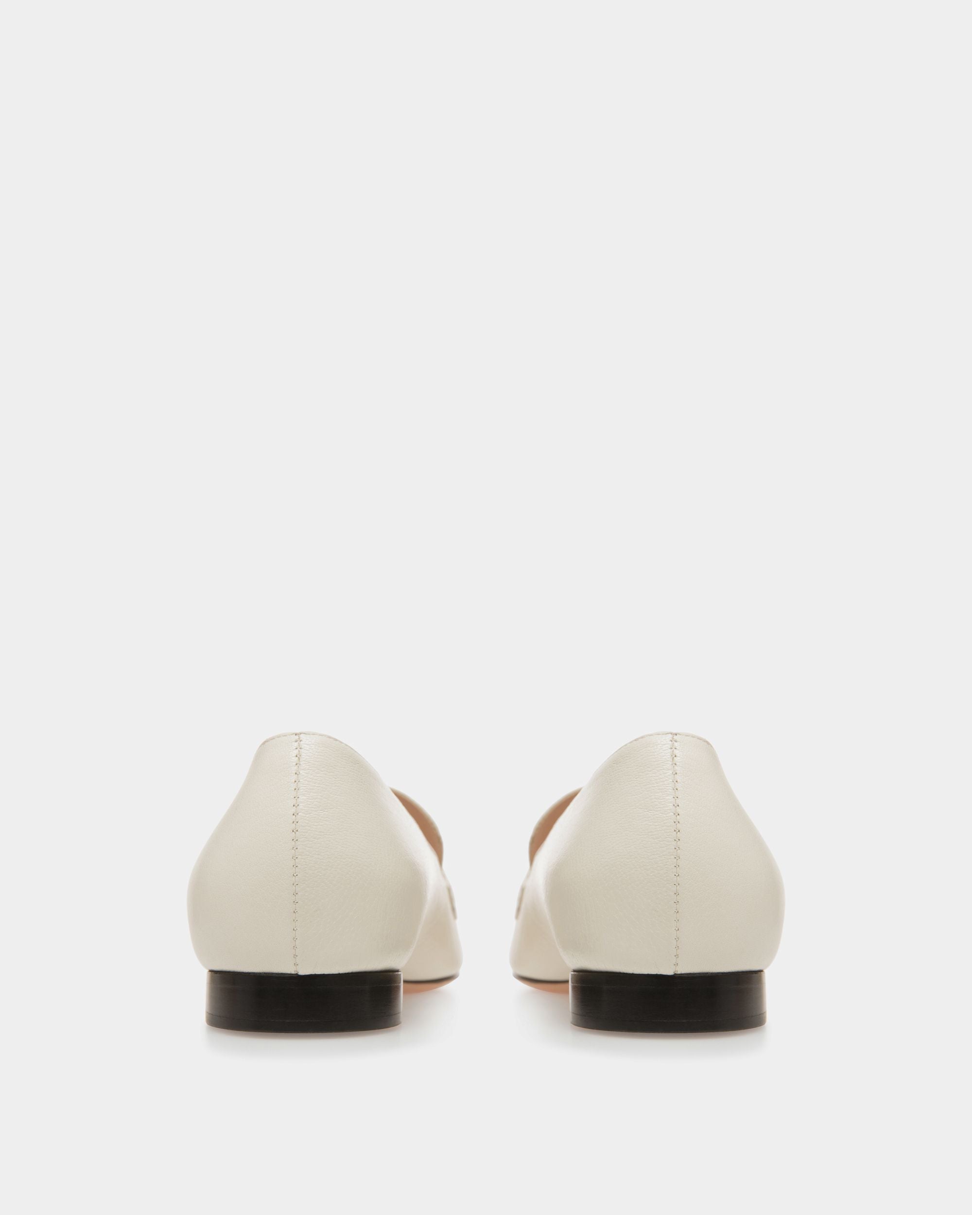 Bally Global - Mocasines Emblem De Piel Color Hueso - Blanco