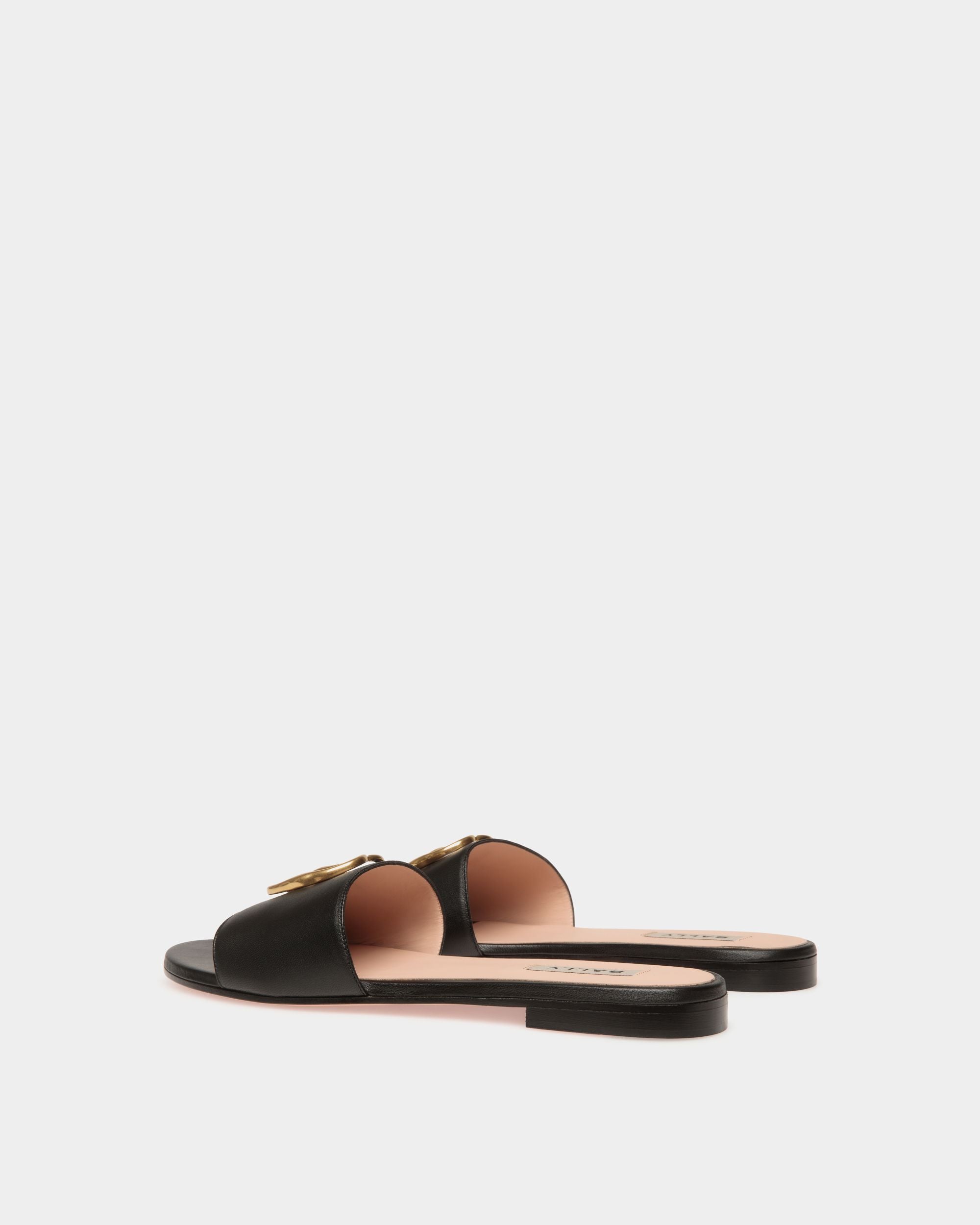 Bally Global - Mule Emblem À Talon Plat En Cuir Nappa Noir - Noir