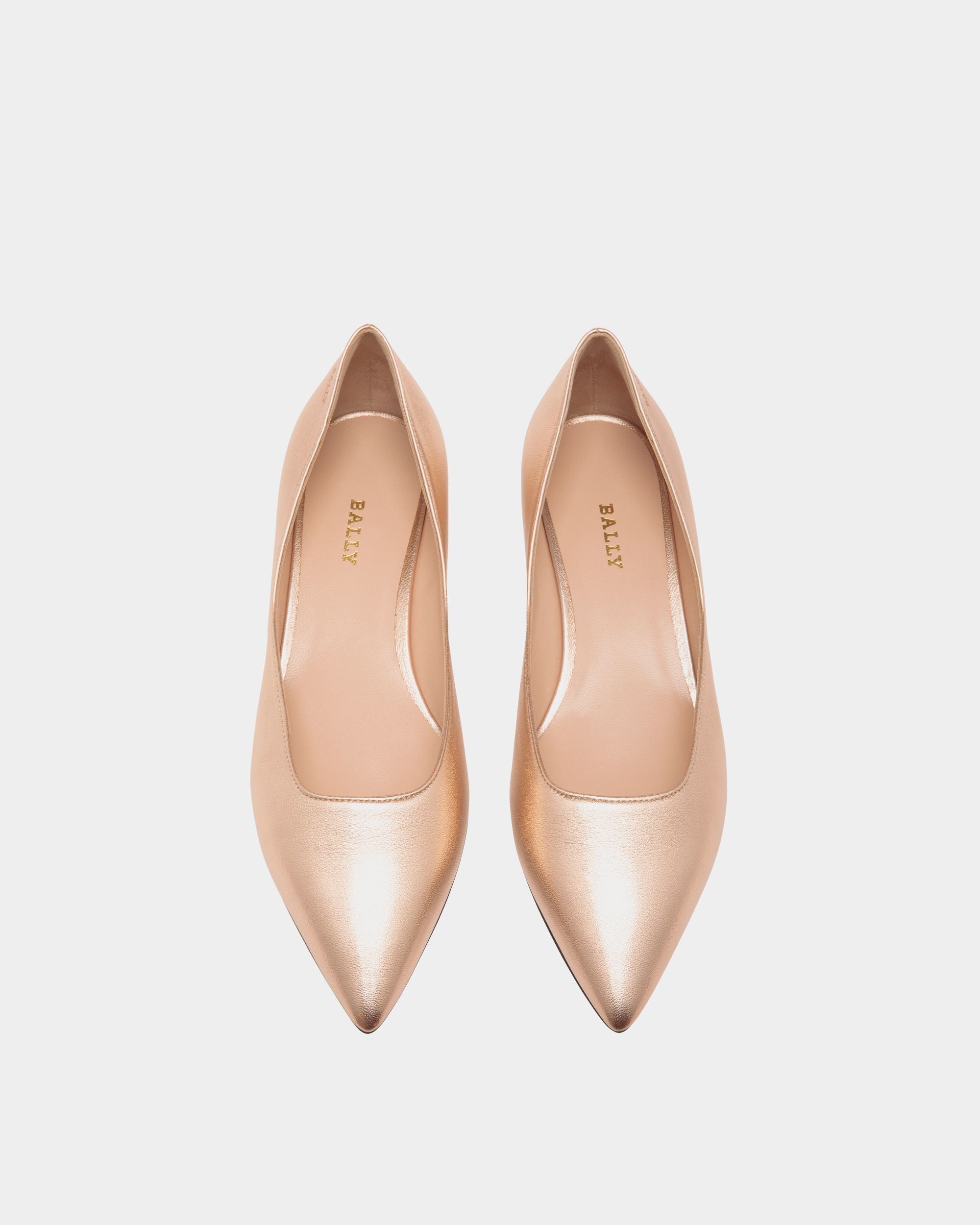 Bally Global - Zapato De Salón De Piel Laminada Oro - Oro