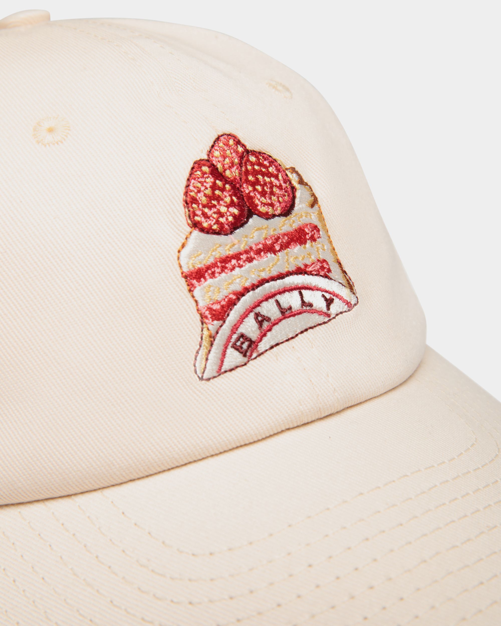 Bally Global - Baseball Hat in Natural Cotton with Bally Cake Embroidery - White