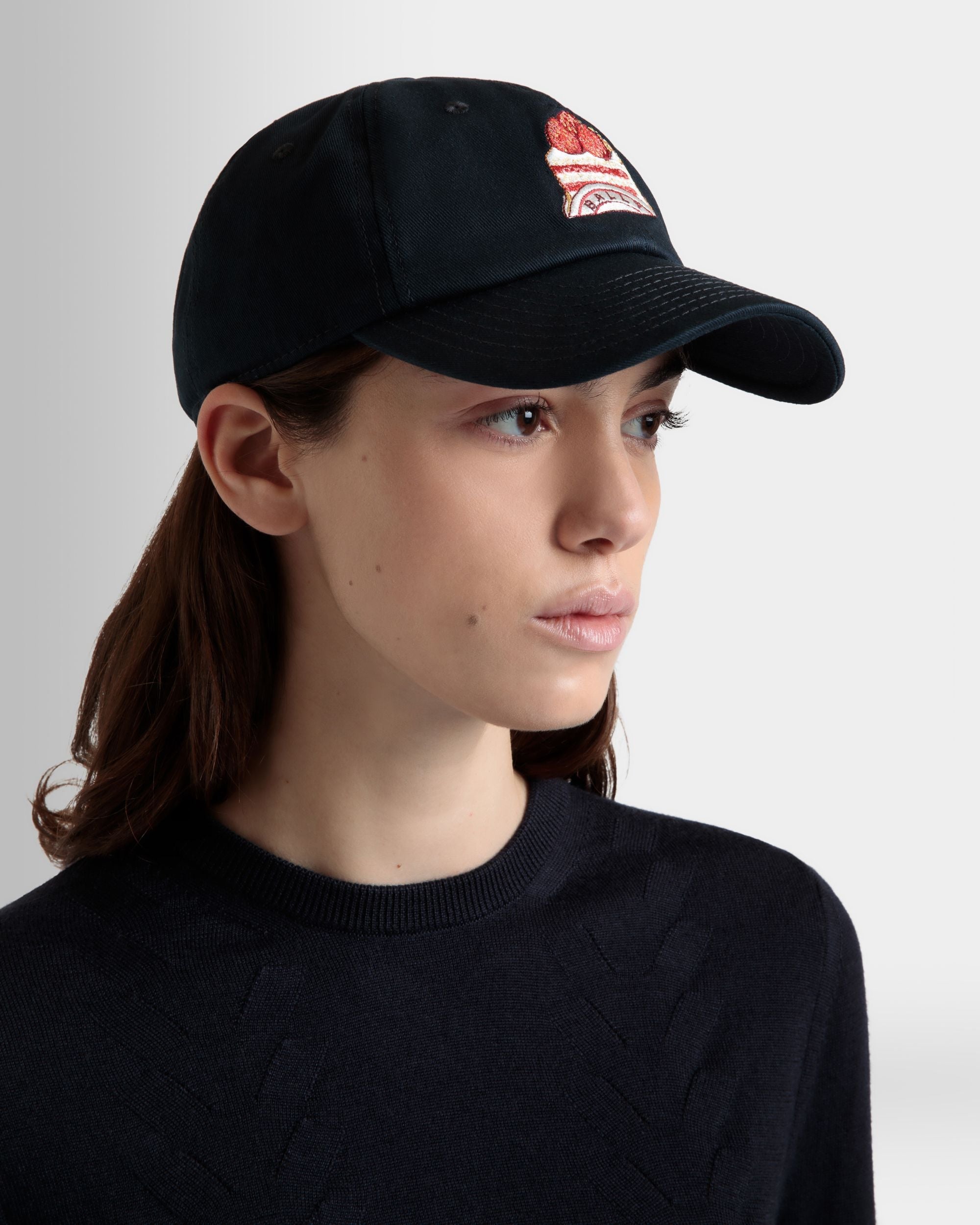 Bally Global - Casquette De Baseball Avec Bally Cake En Coton Navy Blue - Bleu