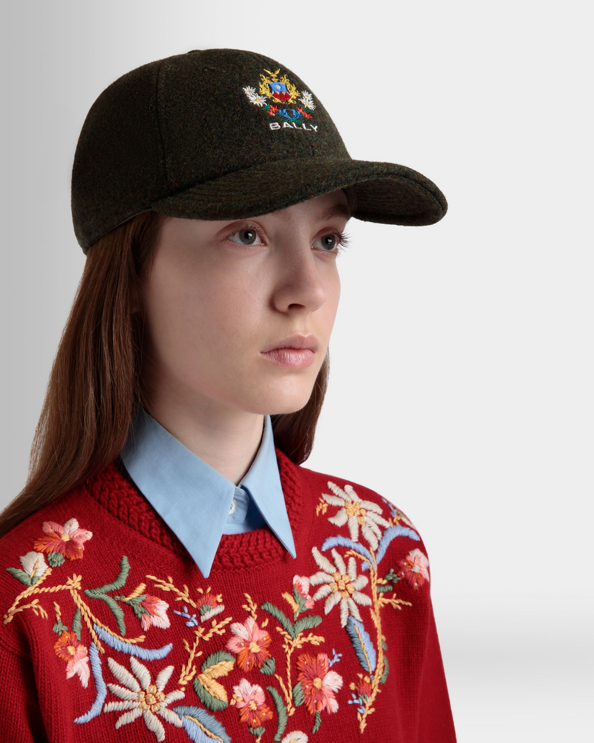 Bally Global - Casquette De Baseball De La Capsule D'hiver En Laine Vert Foncé Ornée De Fleurs Des Alpes - Vert