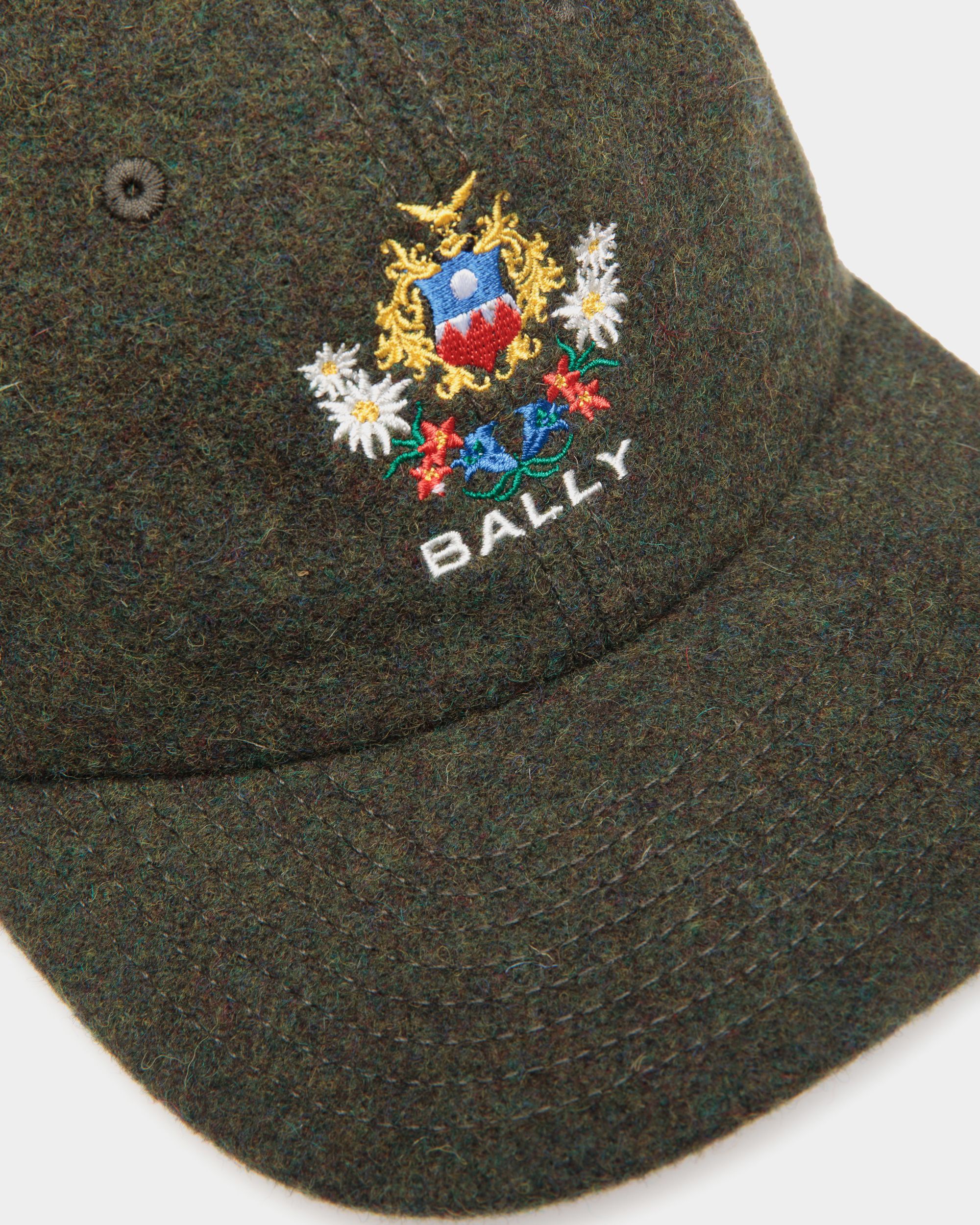 Bally Global - Casquette De Baseball De La Capsule D'hiver En Laine Vert Foncé Ornée De Fleurs Des Alpes - Vert