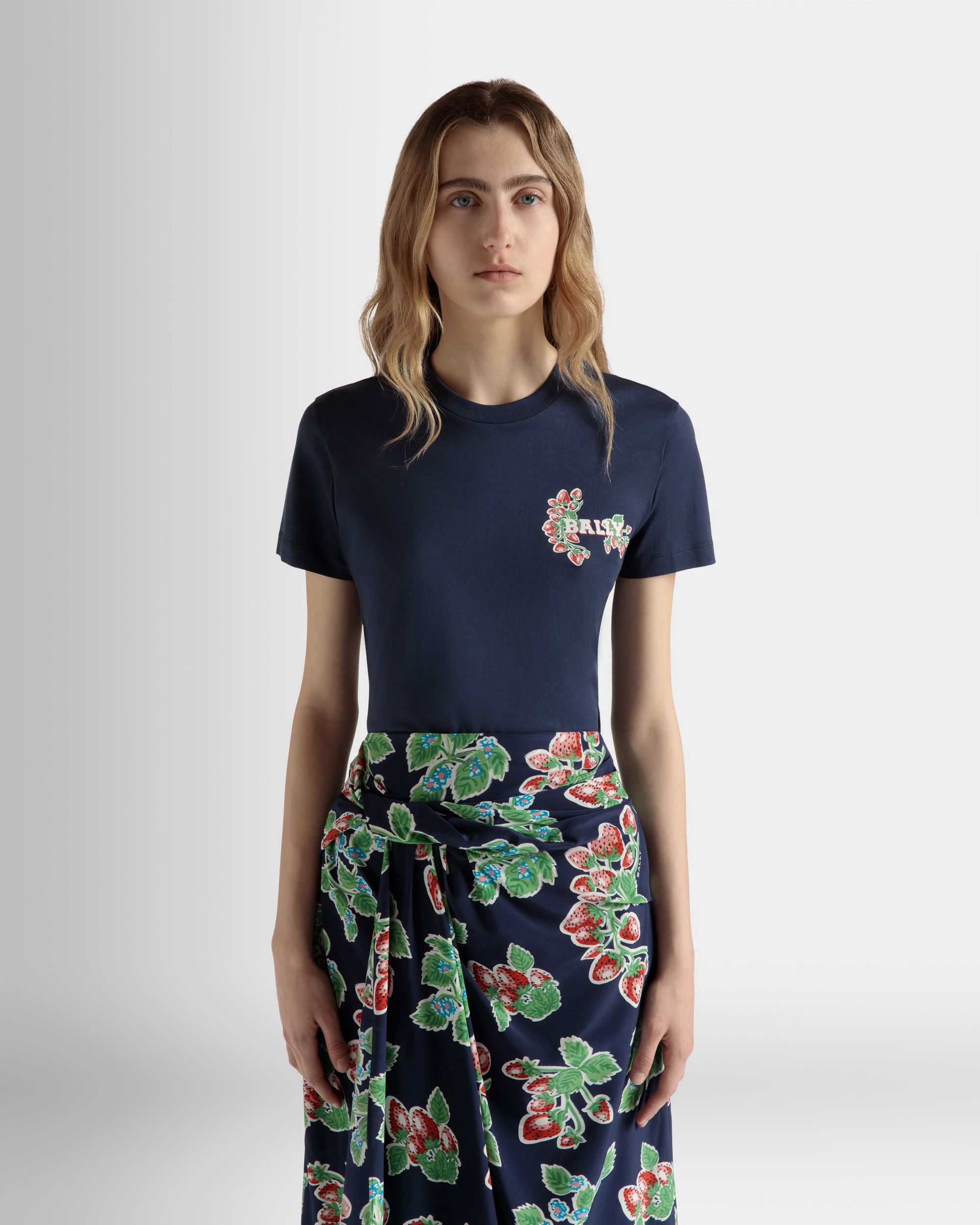 Bally Global - T-Shirt in Strawberry Print Cotton - Blue