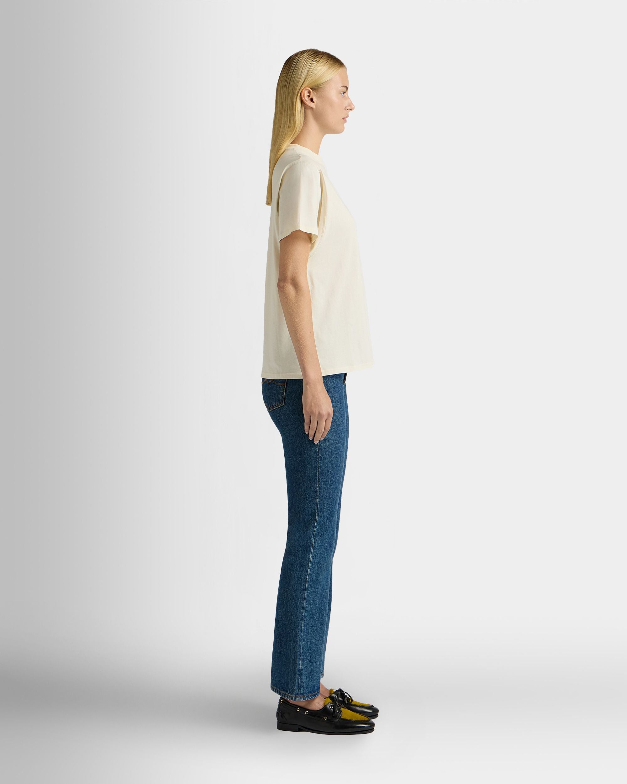 Bally Global - T-Shirt En Coton Ivory Avec Écusson Bally Crest - Blanc