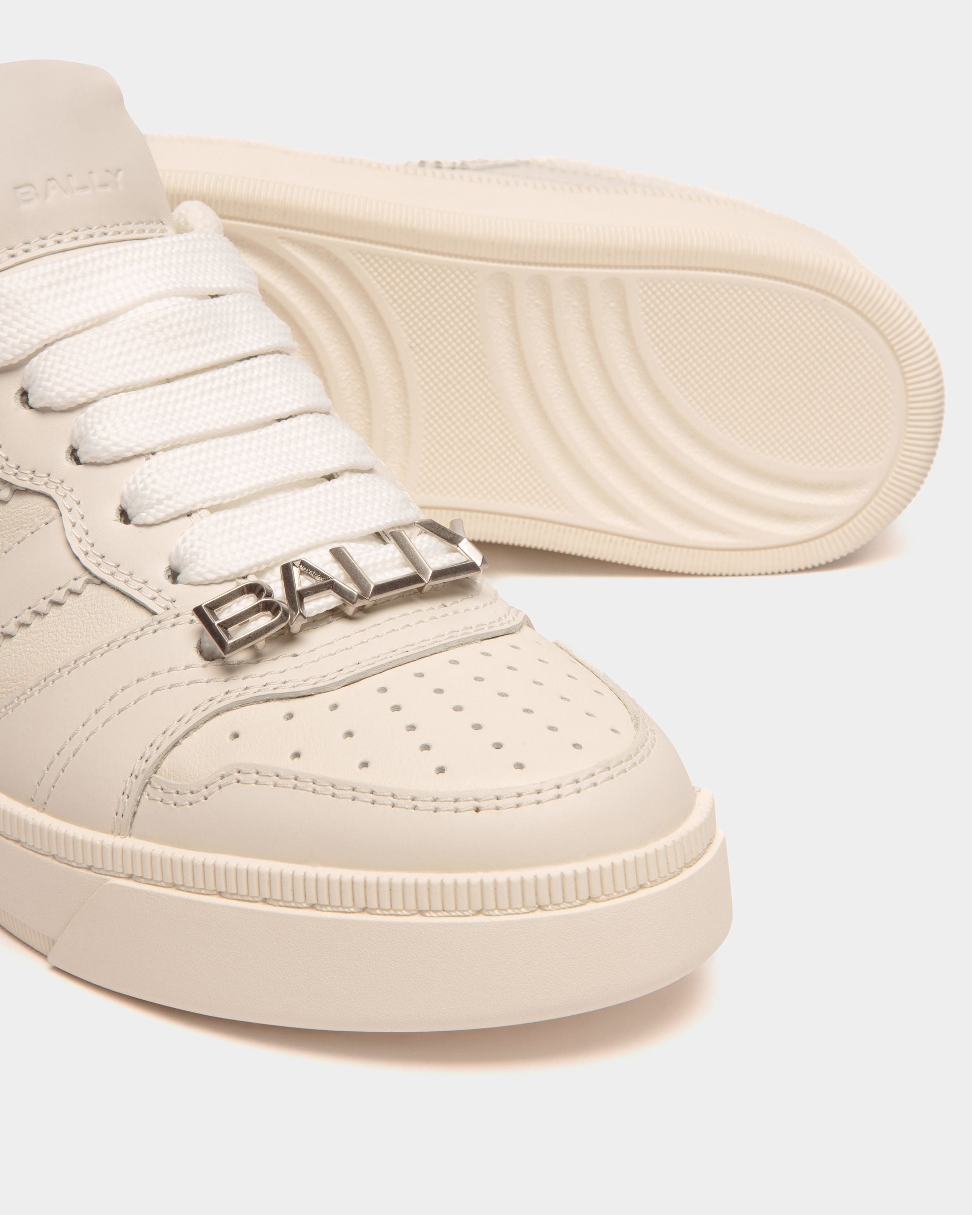 Bally Global - Raise Sneaker In White Leather - White