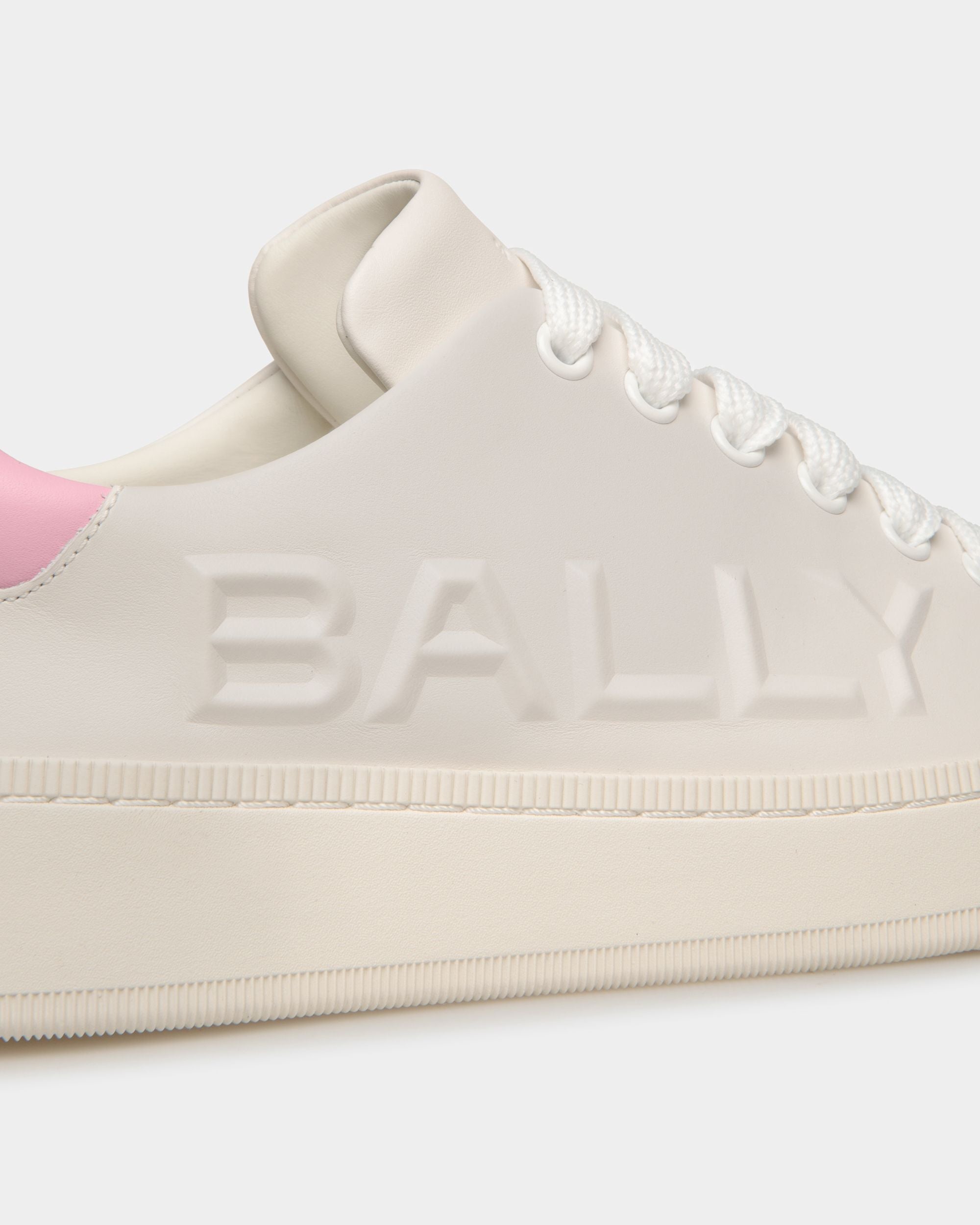 Bally Global - Raise Sneaker In White And Pink Leather - Blanco