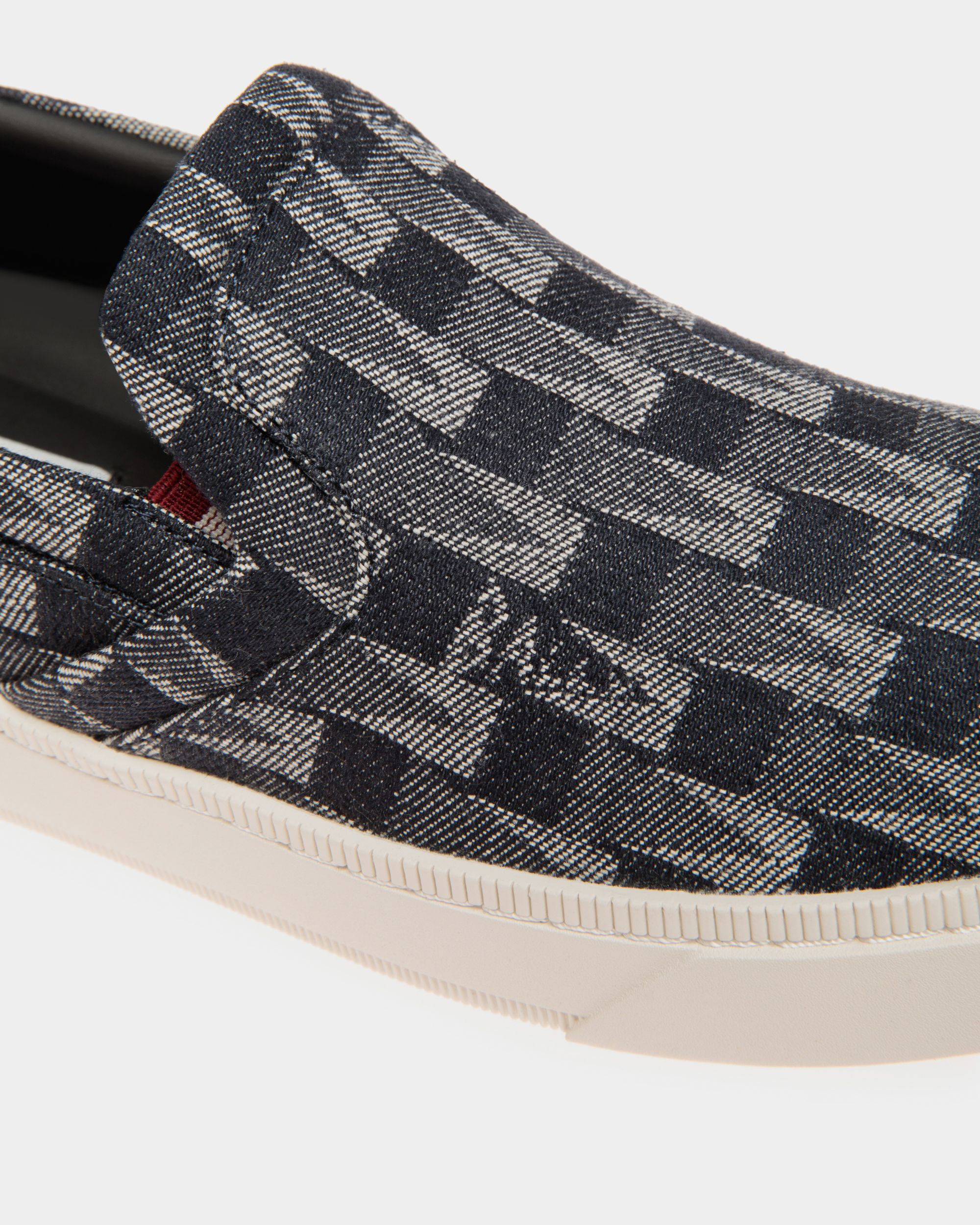 Bally Global - Sneaker Slip-On Raise En Denim Bleu - Bleu