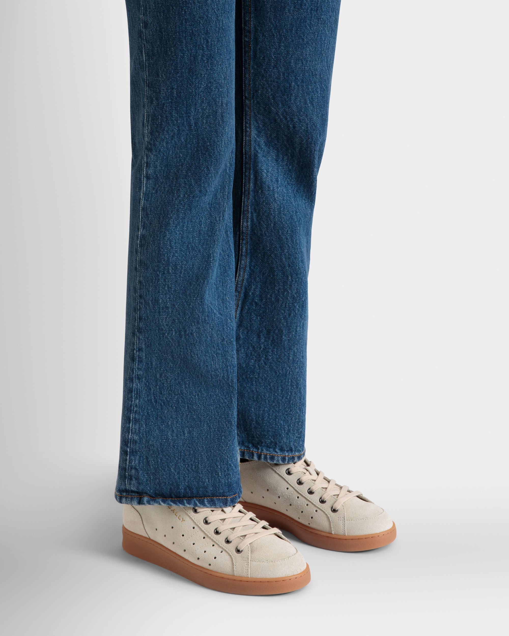 Bally Global - Sneaker Tennis En Daim Champagne - Beige