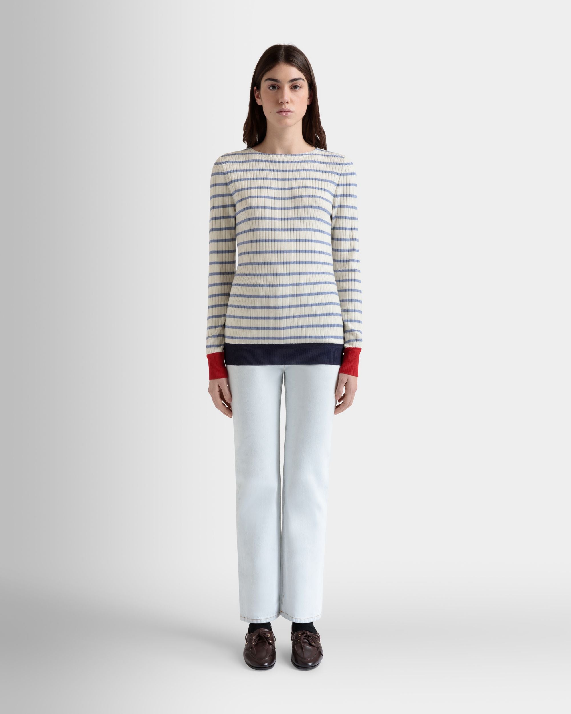 Bally Global - Long Sleeve Top in an Ivory And Light Blue Wool Blend - Blanco