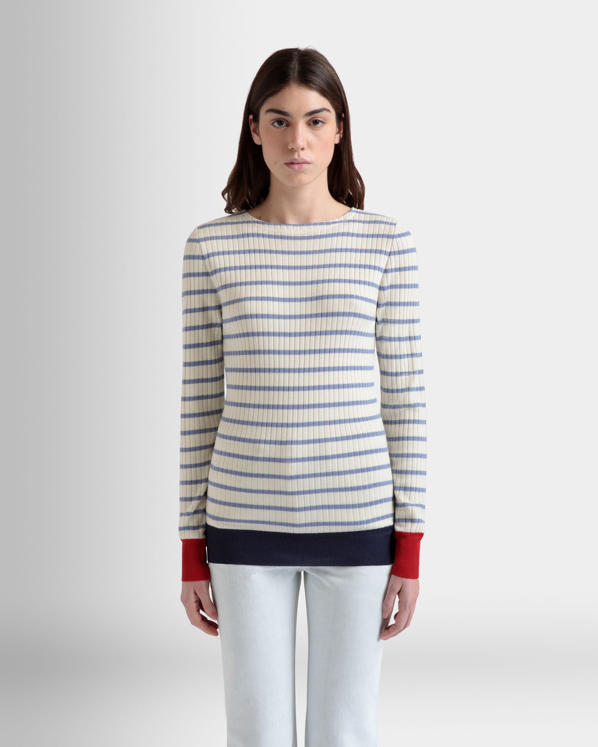Bally Global - Long Sleeve Top in an Ivory And Light Blue Wool Blend - Blanco