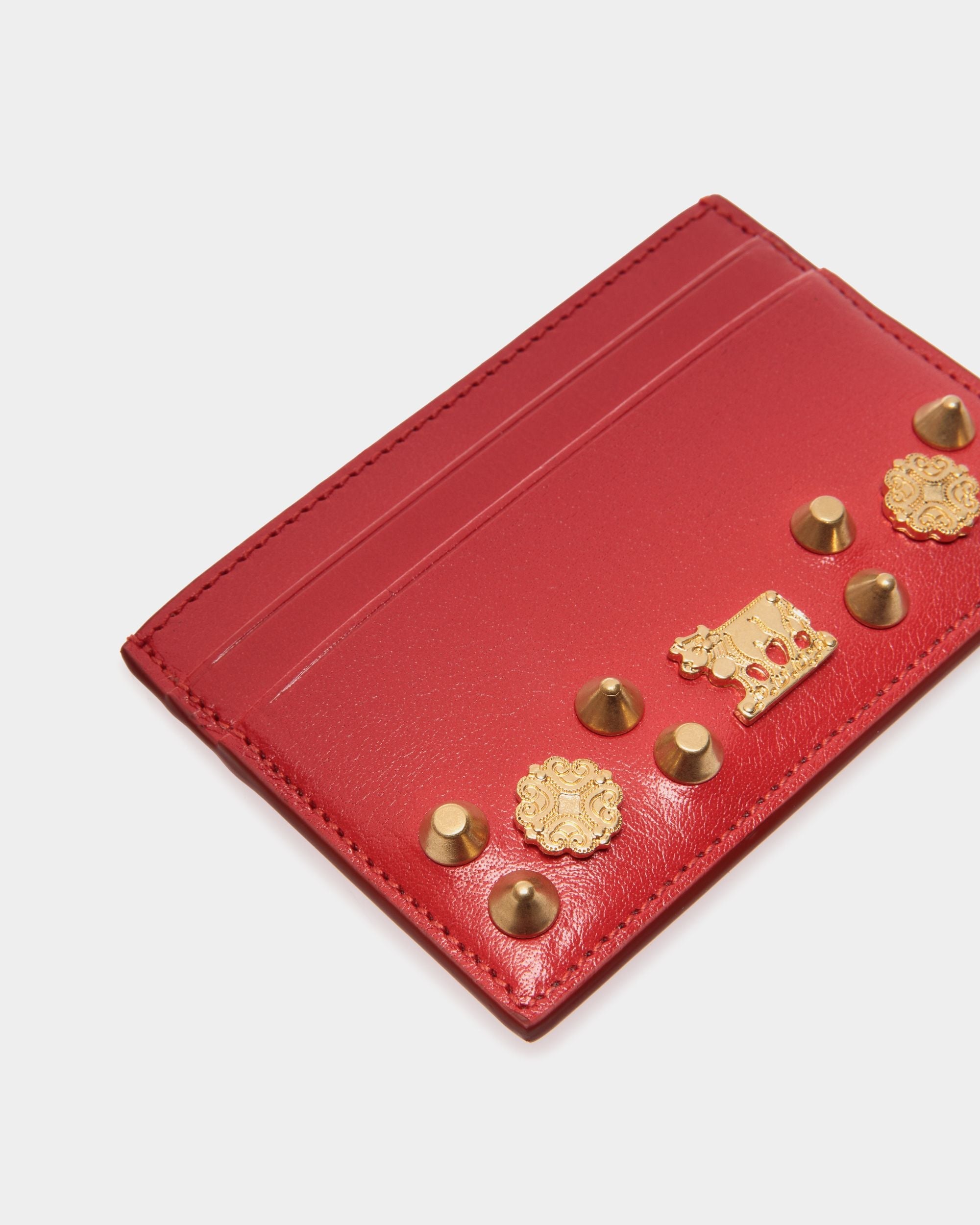 Bally Global - Swissness Card Holder In Red Leather with Studs - Rojo
