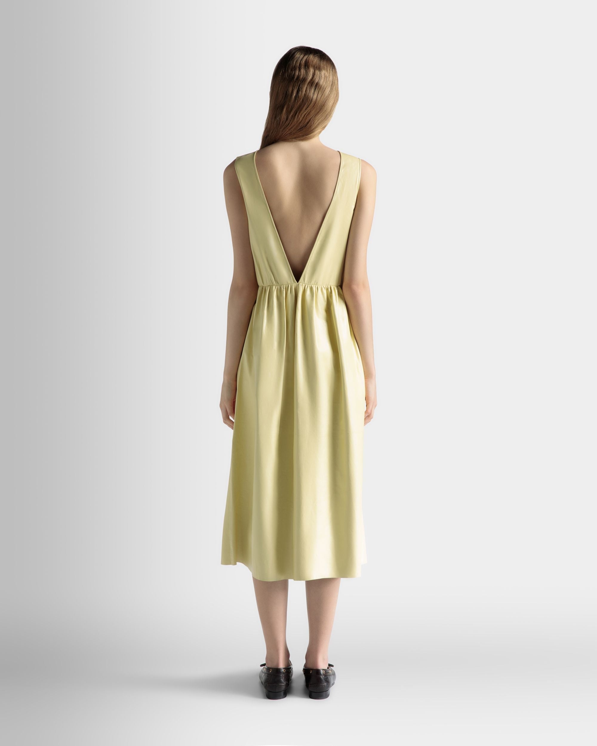 Bally Global - Robe Midi Sans Manches En Cuir Vanana Yellow - Jaune