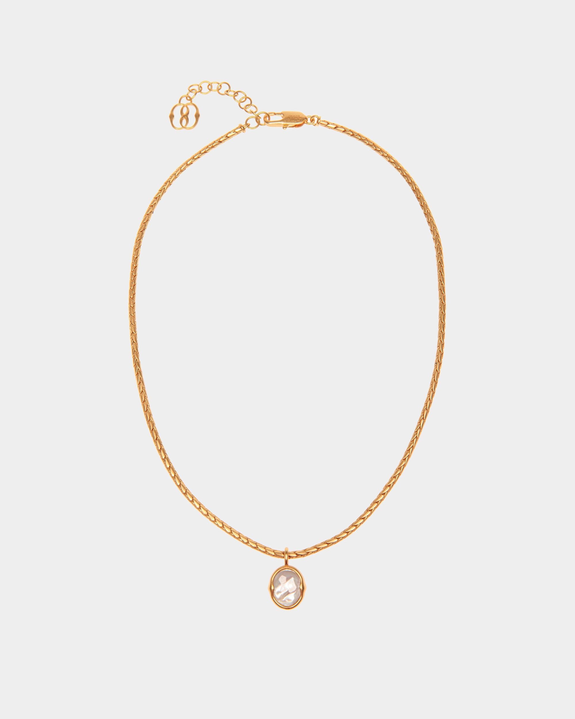 Bally Global - Frame Outline Necklace With A Snake Chain - Dorado