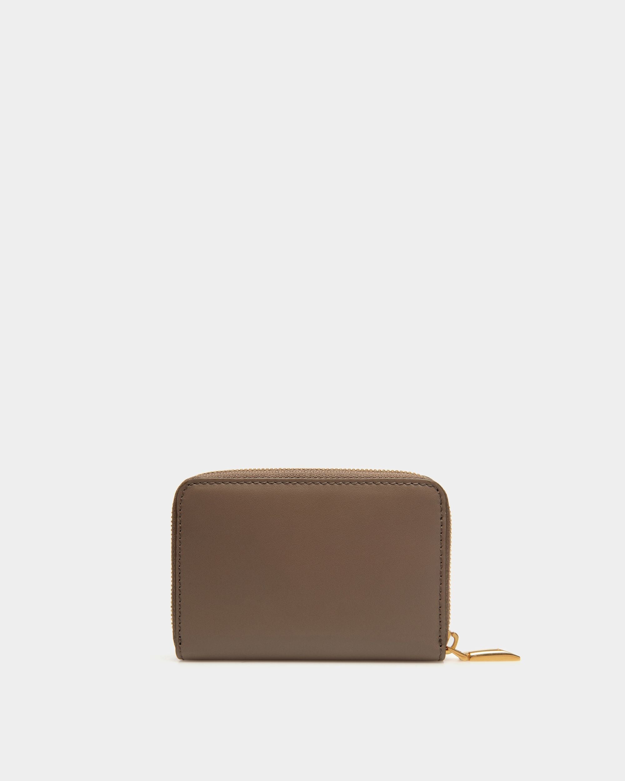 Bally Global - Monedero Con Tarjetero Emblem De Piel Beige - Beige
