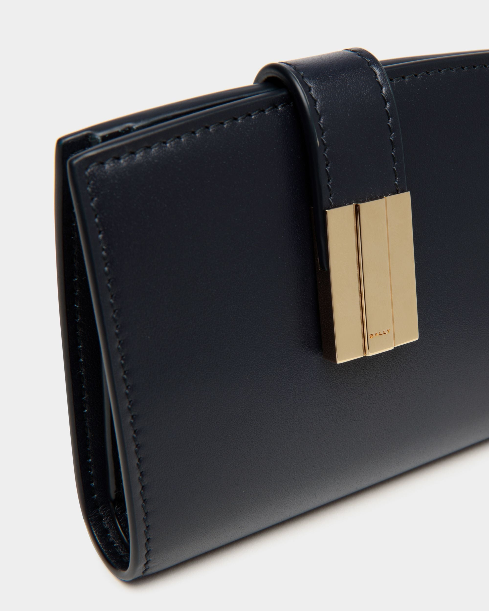 Bally Global - Cartera Ollam De Piel Navy Blue - Azul