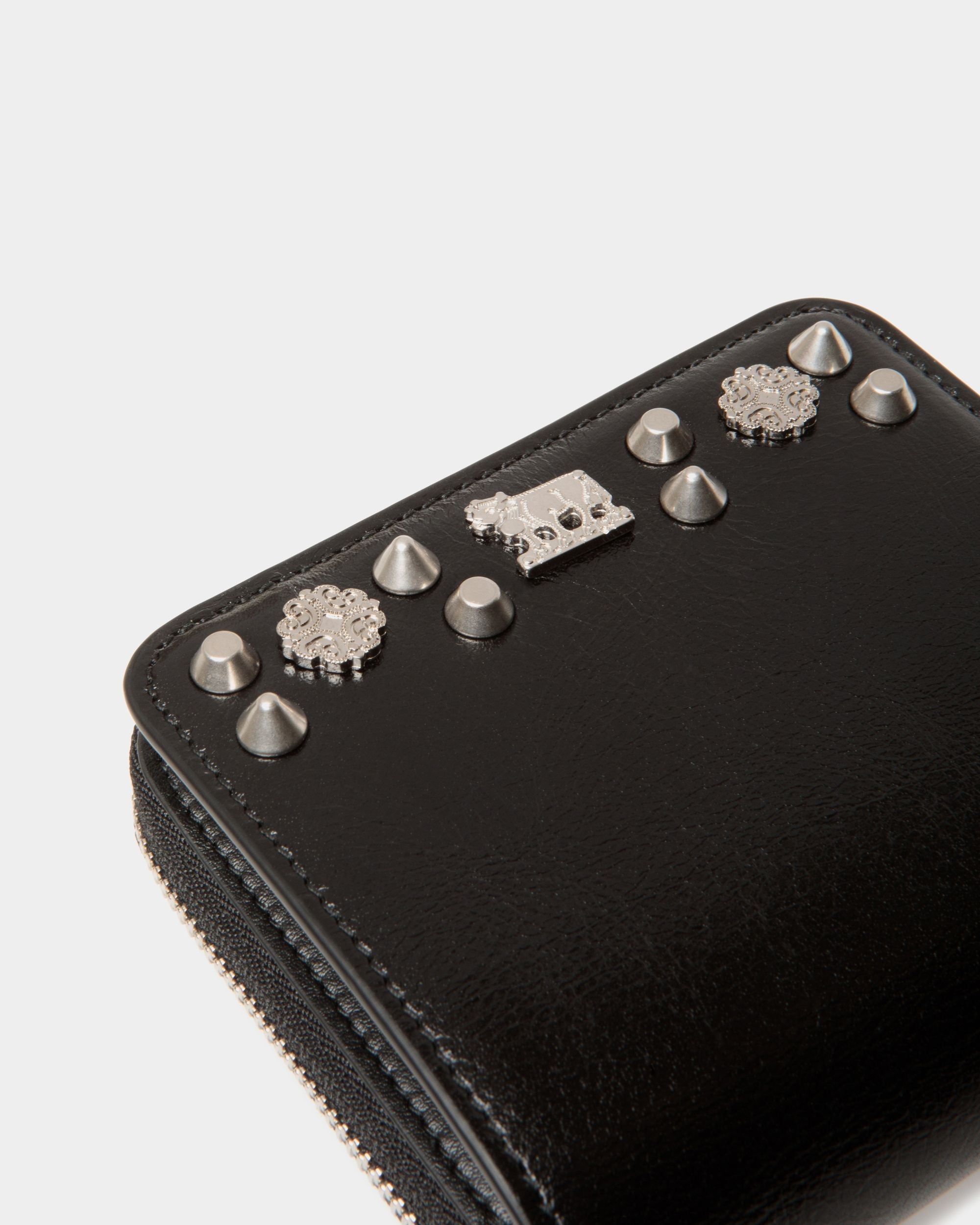 Bally Global - Cartera De Piel Negra Con Tachuelas Swissness - Negro
