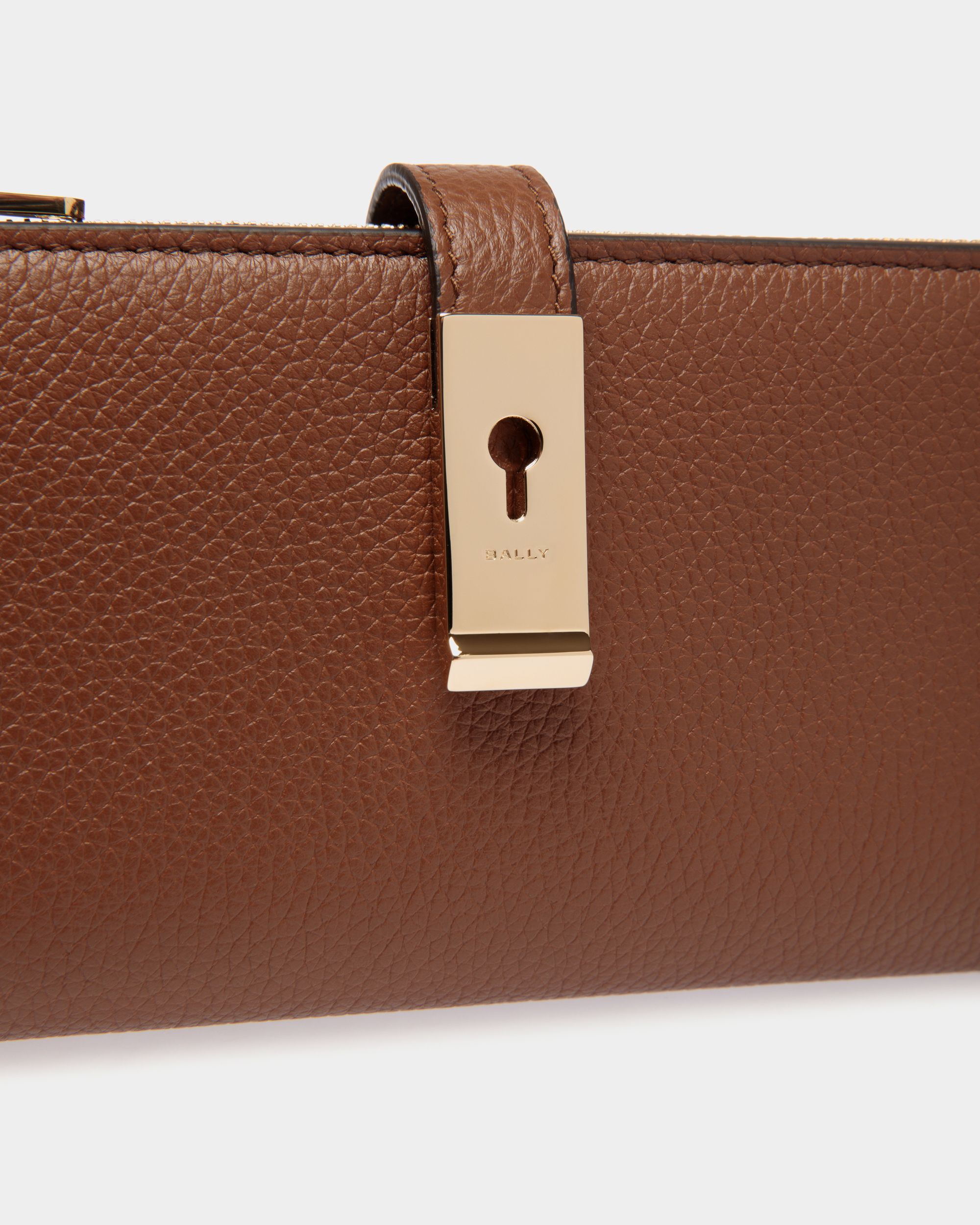 Bally Global - Lock Me Long Wallet in Brown Grained Leather - Brown
