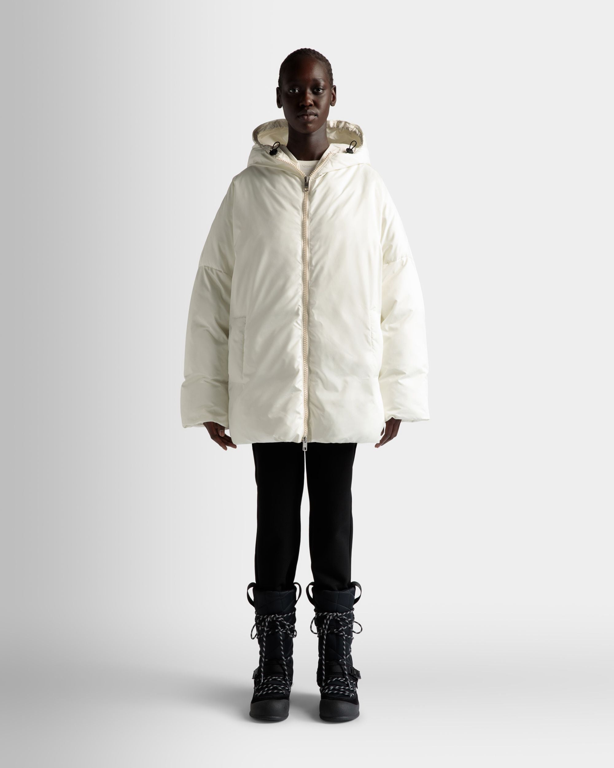 Bally Global - Puffer Jacket In White Nylon - White